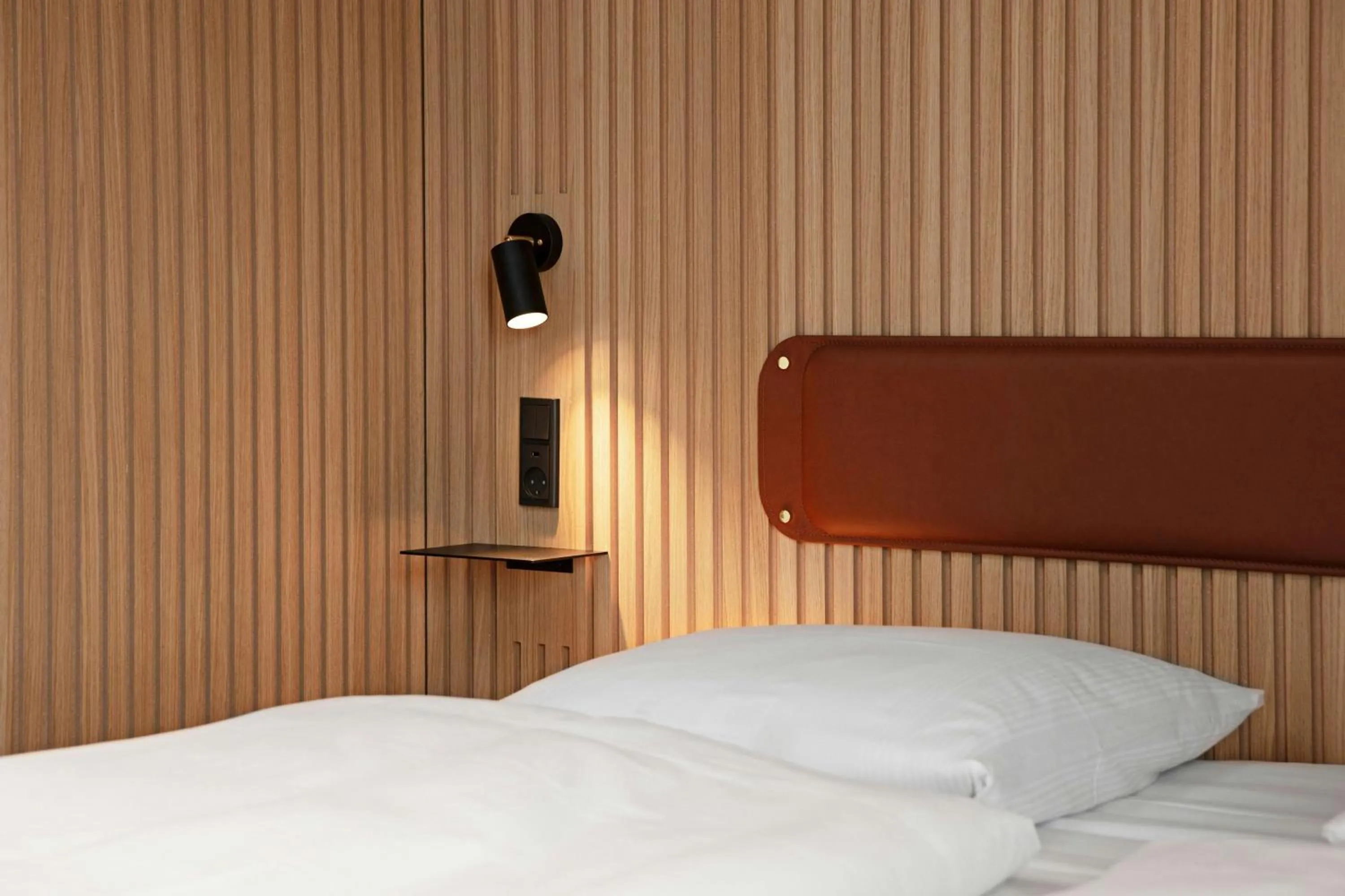 Photo of the whole room, Bed in Four Points Flex by Sheraton Horsens