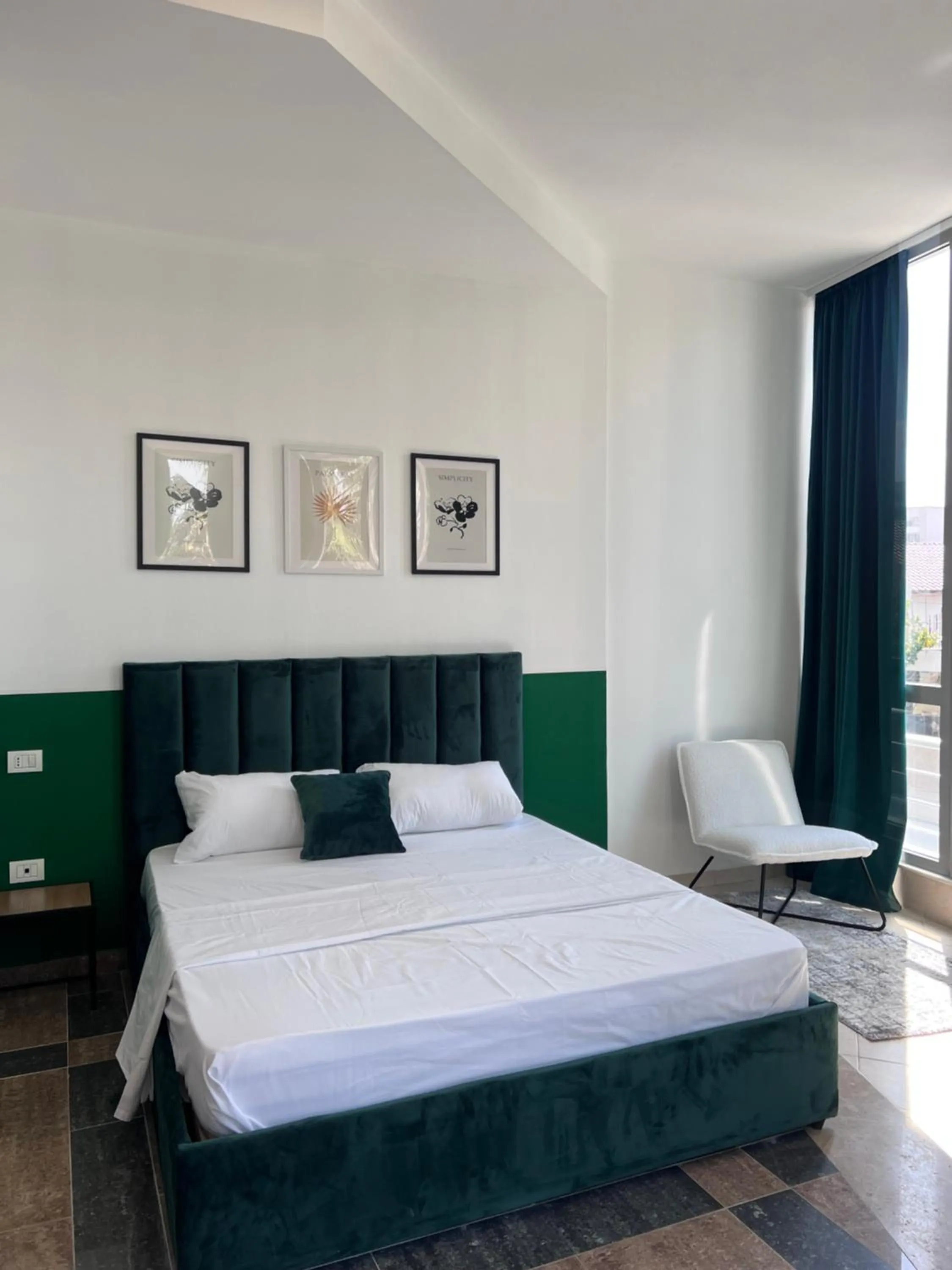 Bed in Cactus Apartments