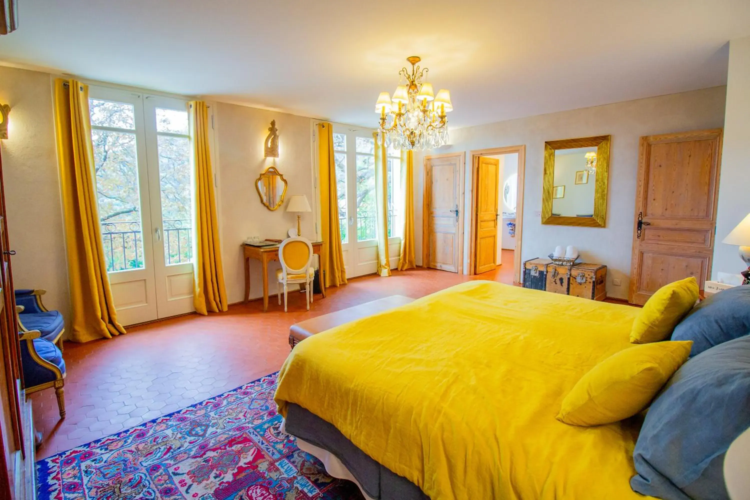King Room with Mountain View in Domaine de la Cascade Parfumée King Room with Mountain View in Domaine de la Cascade Parfumée