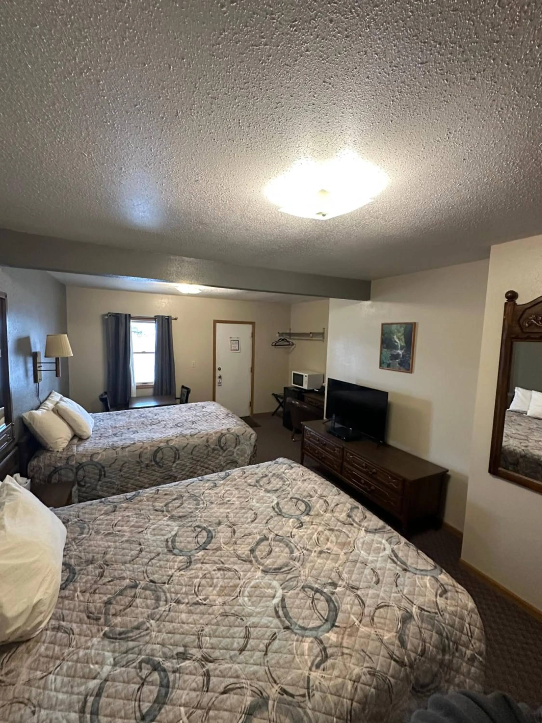 Sportsman Motel