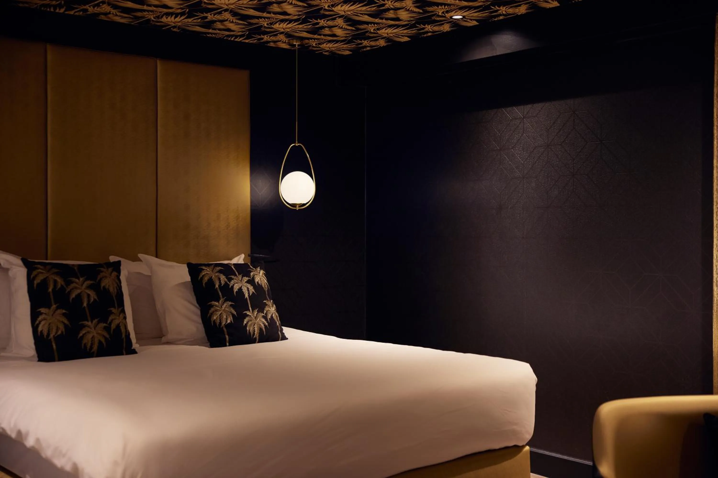 Bed in Van der Valk Hotel Breukelen