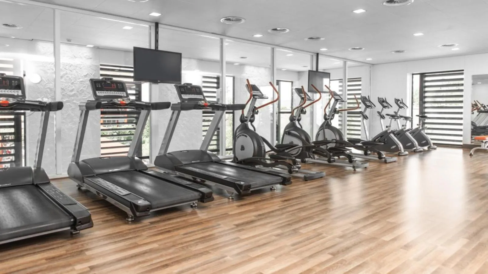 Fitness centre/facilities in Van der Valk Hotel Breukelen