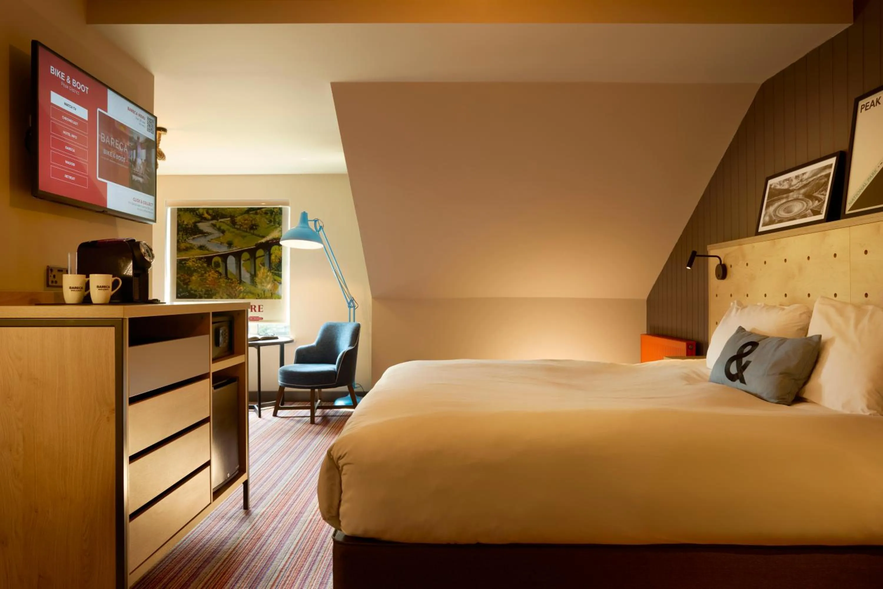 Bed in Bike & Boot Inns Peak District - Leisure Hotels for Now