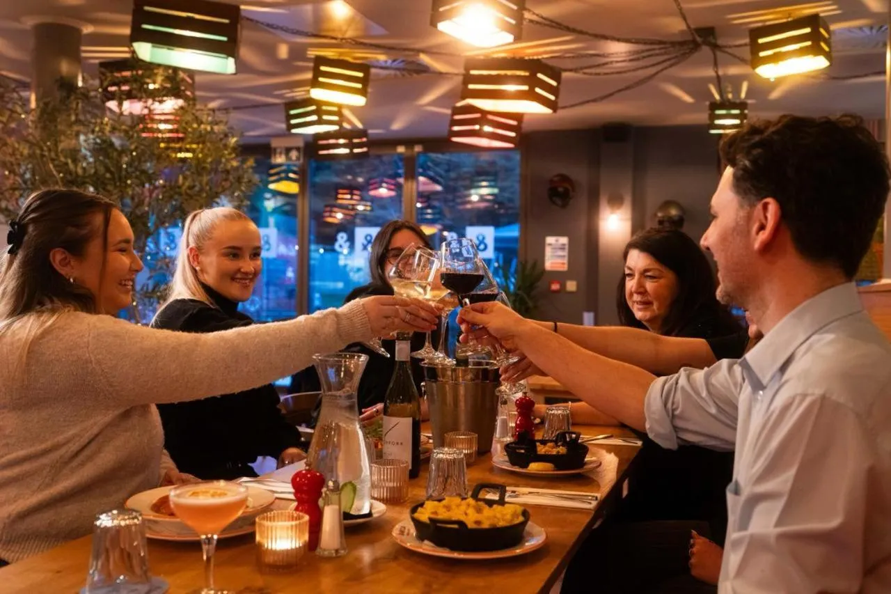 Restaurant/places to eat in Bike & Boot Inns Peak District - Leisure Hotels for Now
