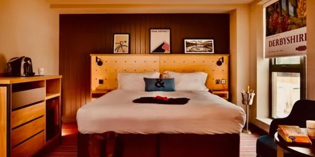 Bedroom, Bed in Bike & Boot Inns Peak District - Leisure Hotels for Now