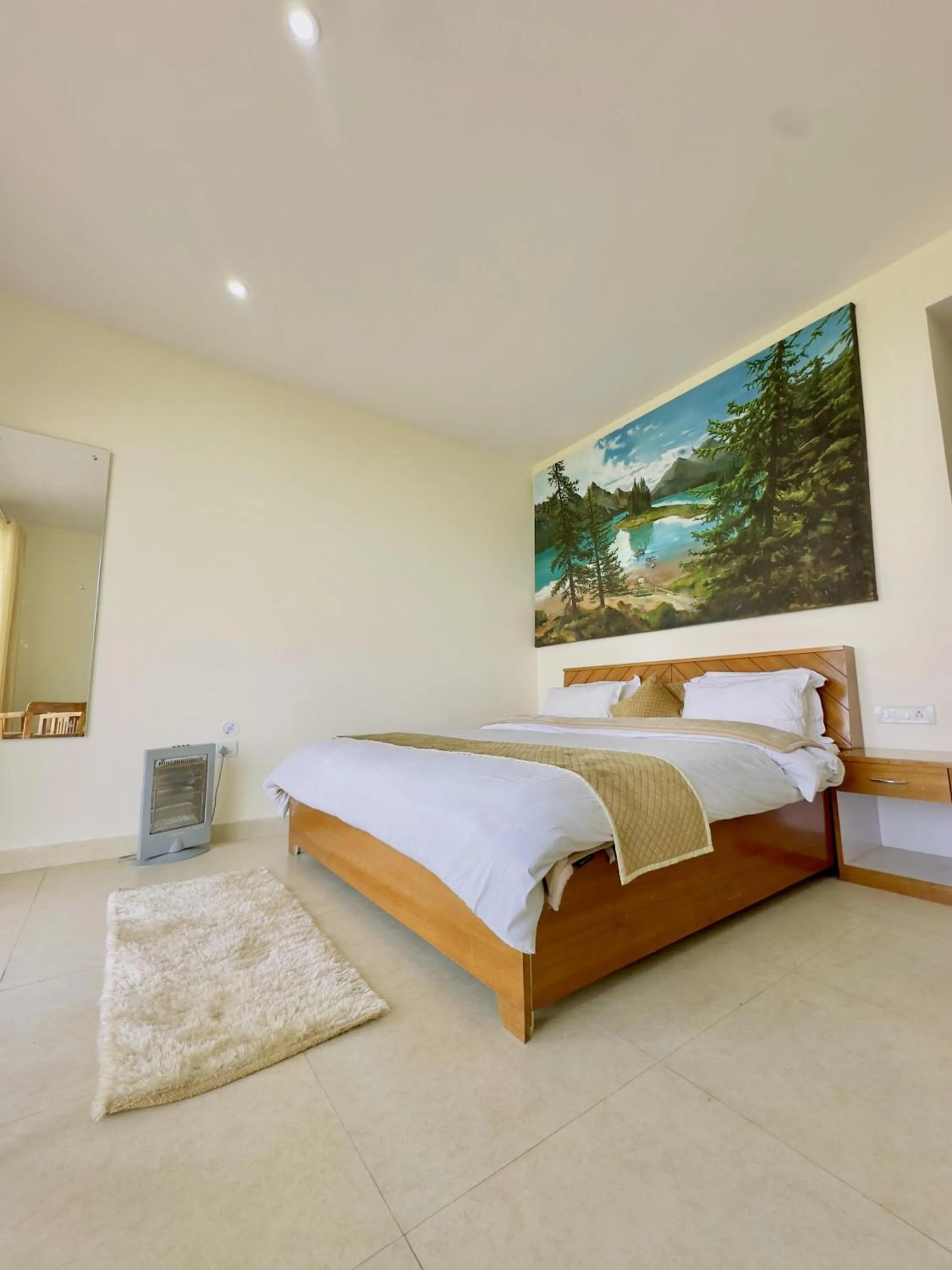 Bedroom, Bed in Shree Parijat Resort - Luxury Resort in Mukteshwar