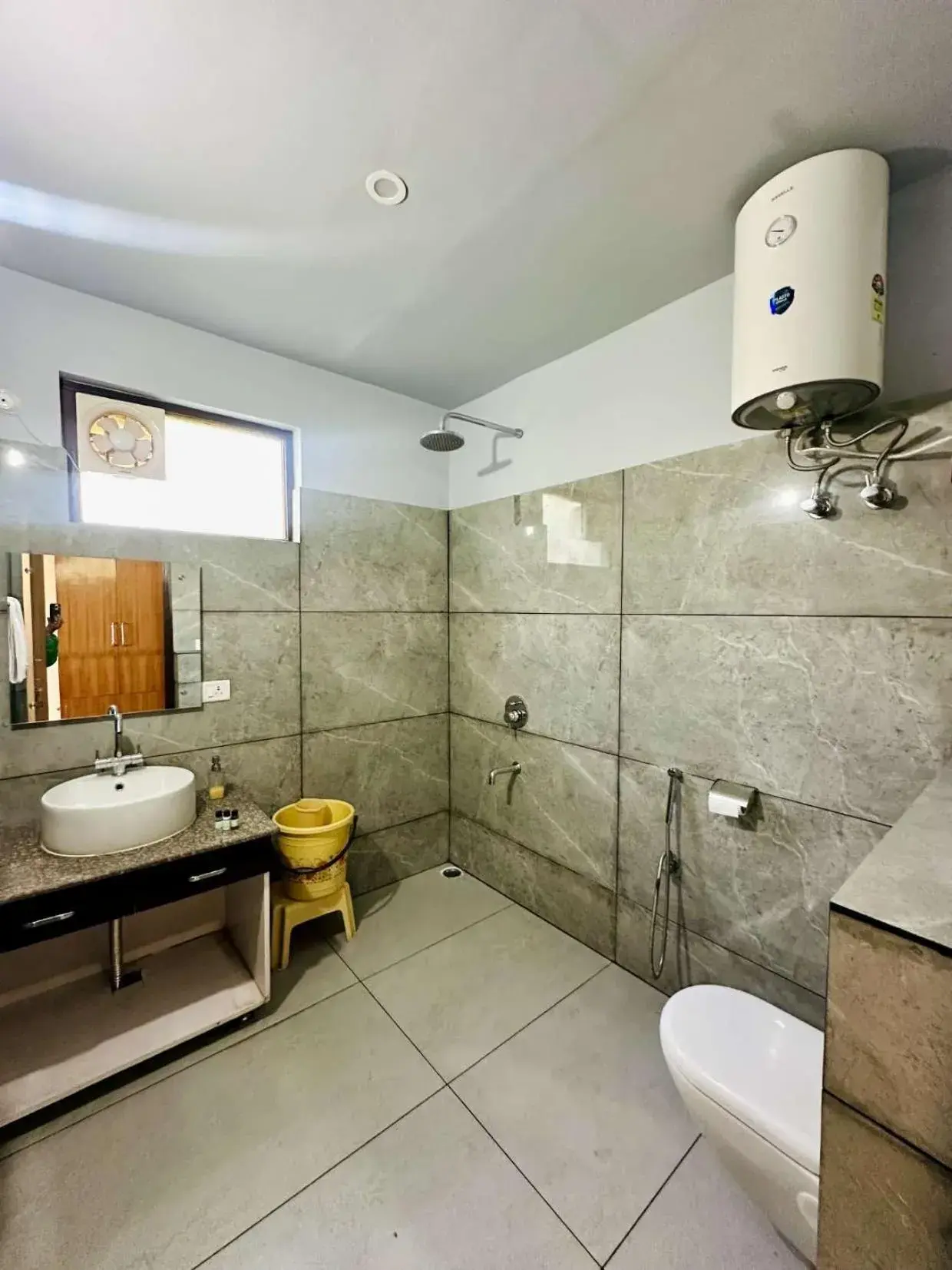 Bathroom in Shree Parijat Resort - Luxury Resort in Mukteshwar Bathroom in Shree Parijat Resort - Luxury Resort in Mukteshwar