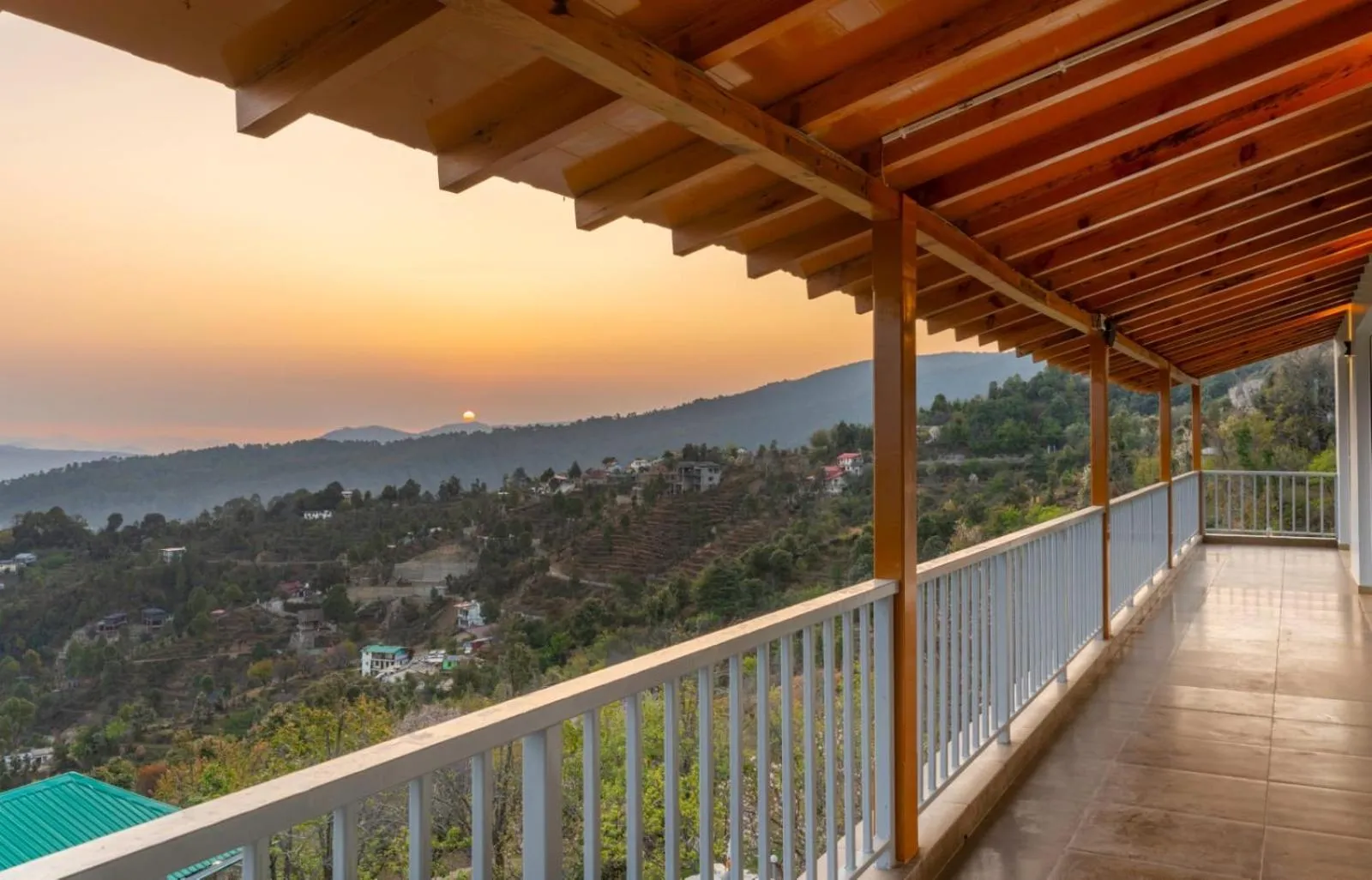 Patio in Shree Parijat Resort - Luxury Resort in Mukteshwar