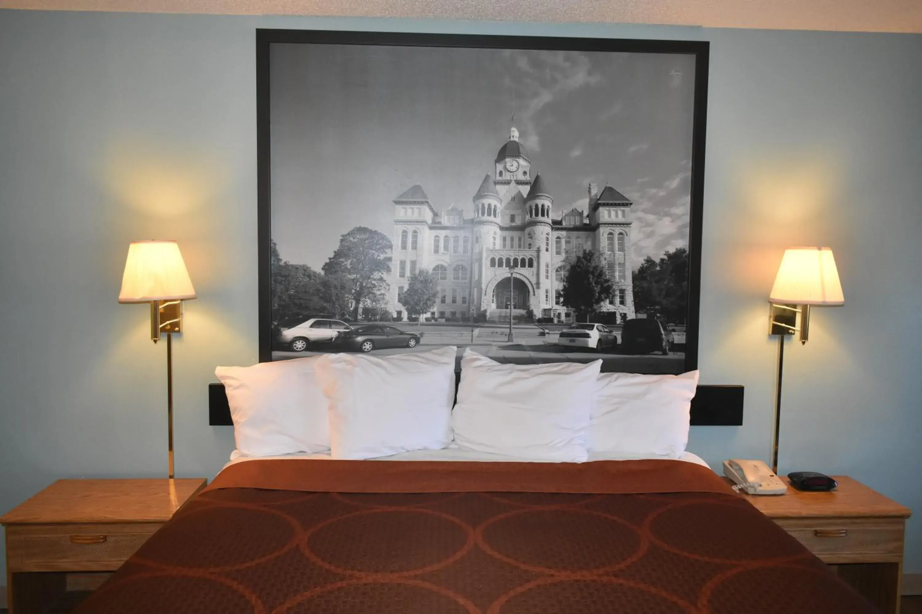 Bed in Super 8 by Wyndham Carthage Bed in Super 8 by Wyndham Carthage