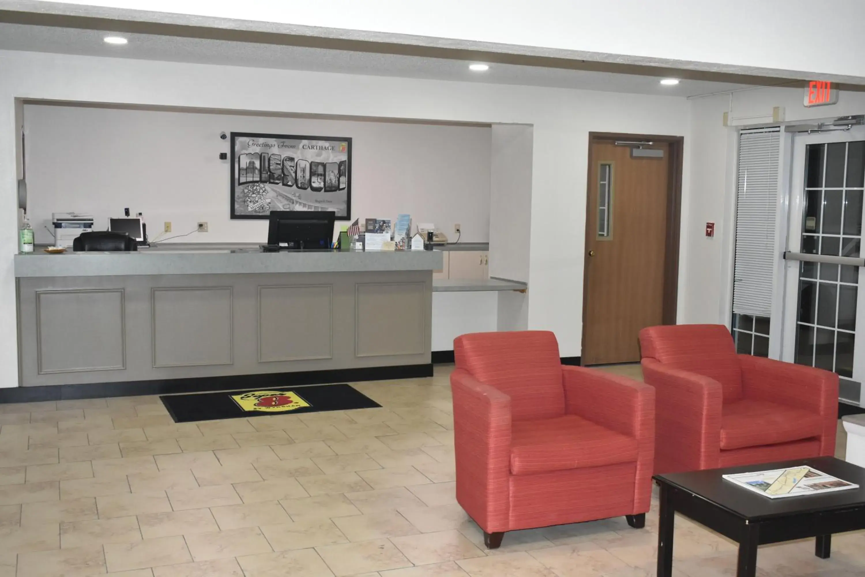 Facade/entrance in Super 8 by Wyndham Carthage Facade/entrance in Super 8 by Wyndham Carthage