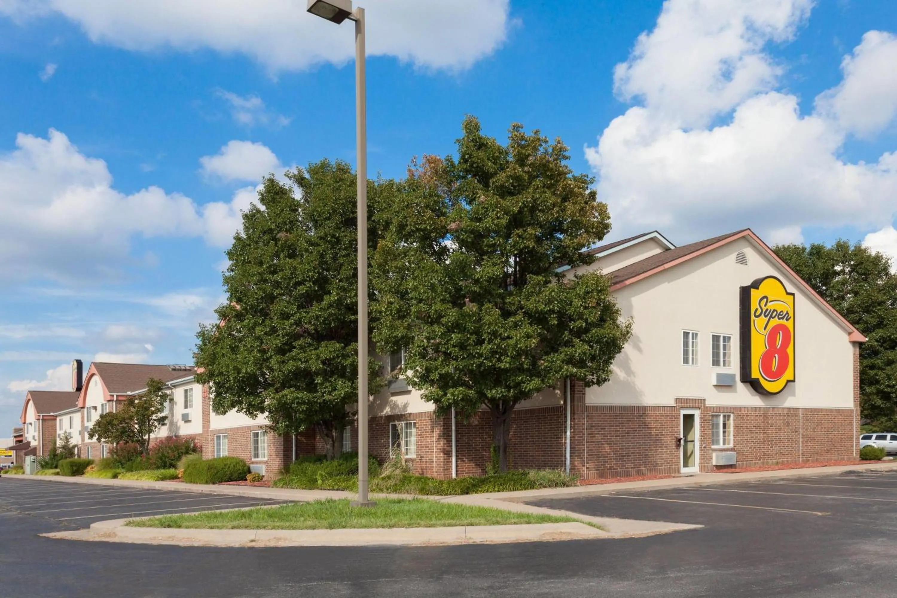 Property building in Super 8 by Wyndham Carthage