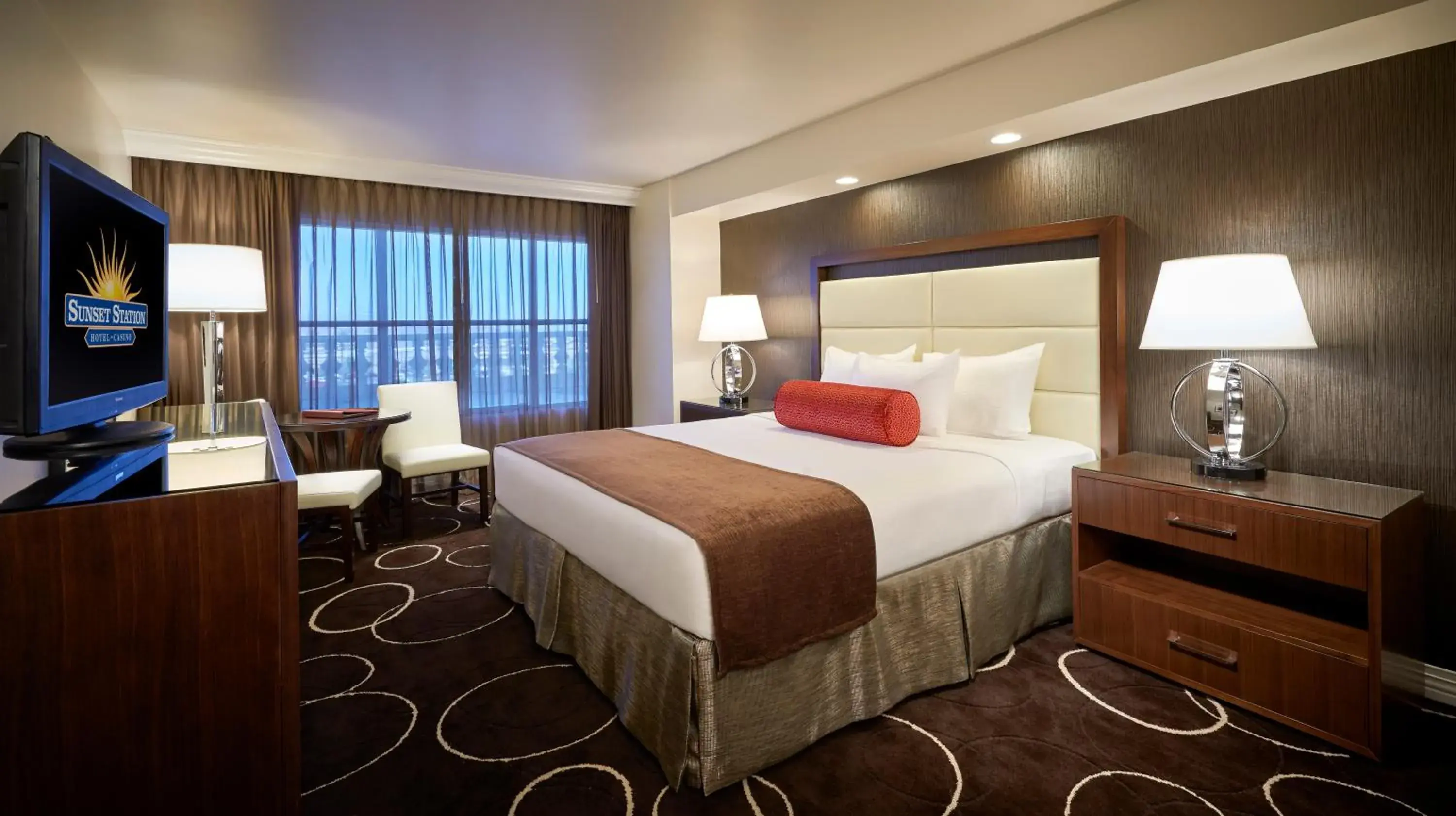 Deluxe Room - 1 King Bed in Sunset Station Hotel & Casino Deluxe Room - 1 King Bed in Sunset Station Hotel & Casino