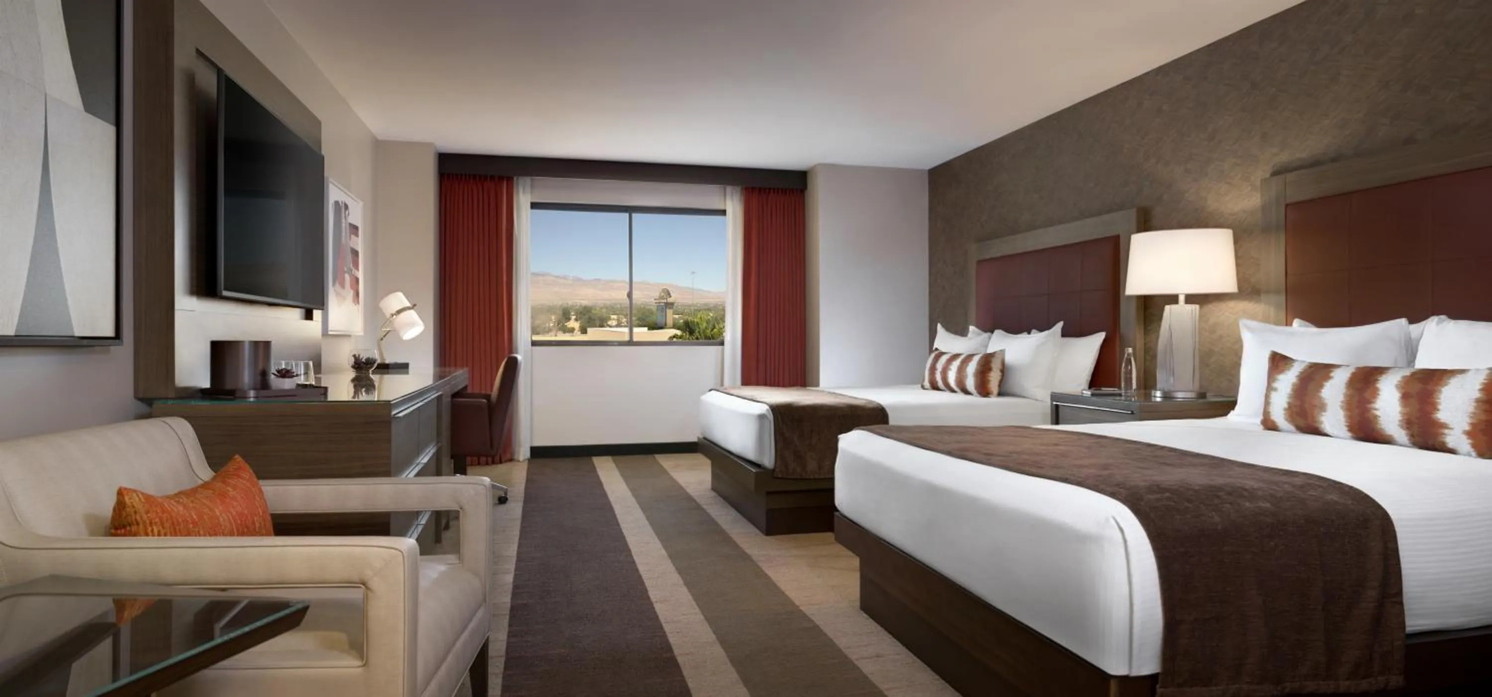 Bedroom, Bed in Santa Fe Station Hotel & Casino