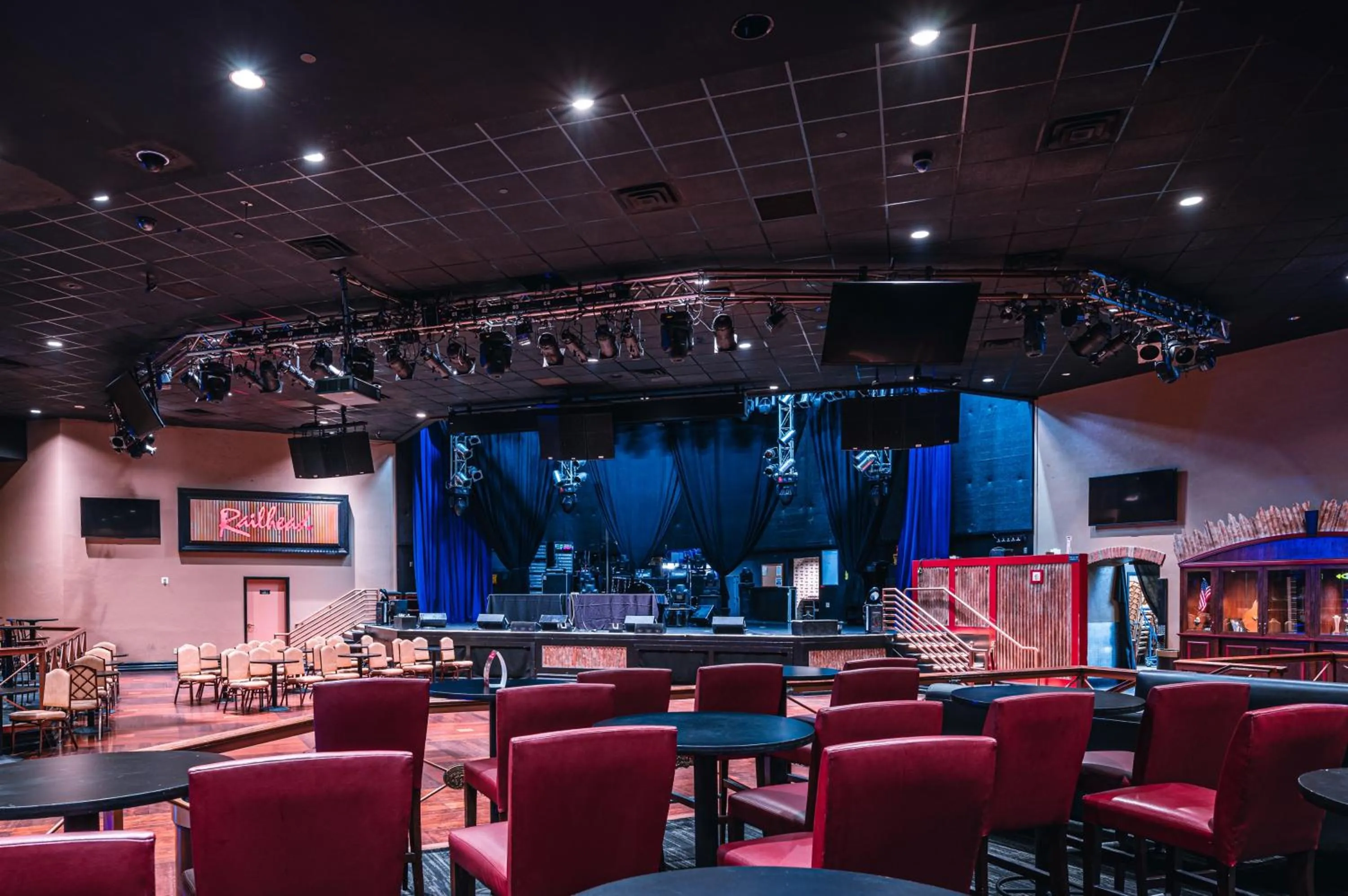 Evening entertainment in Boulder Station Hotel & Casino