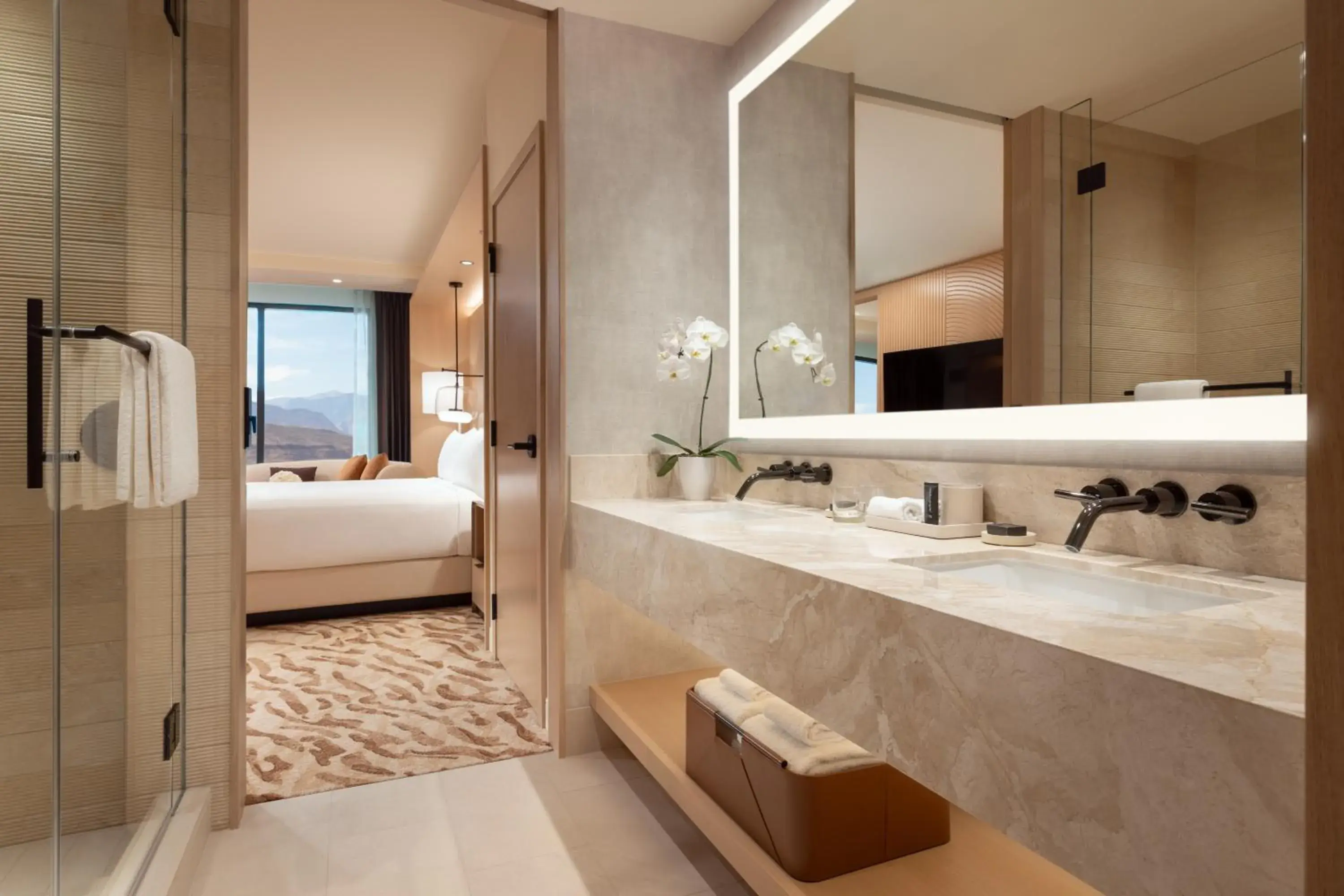 Bathroom, Bed in Durango Casino & Resort Bathroom, Bed in Durango Casino & Resort