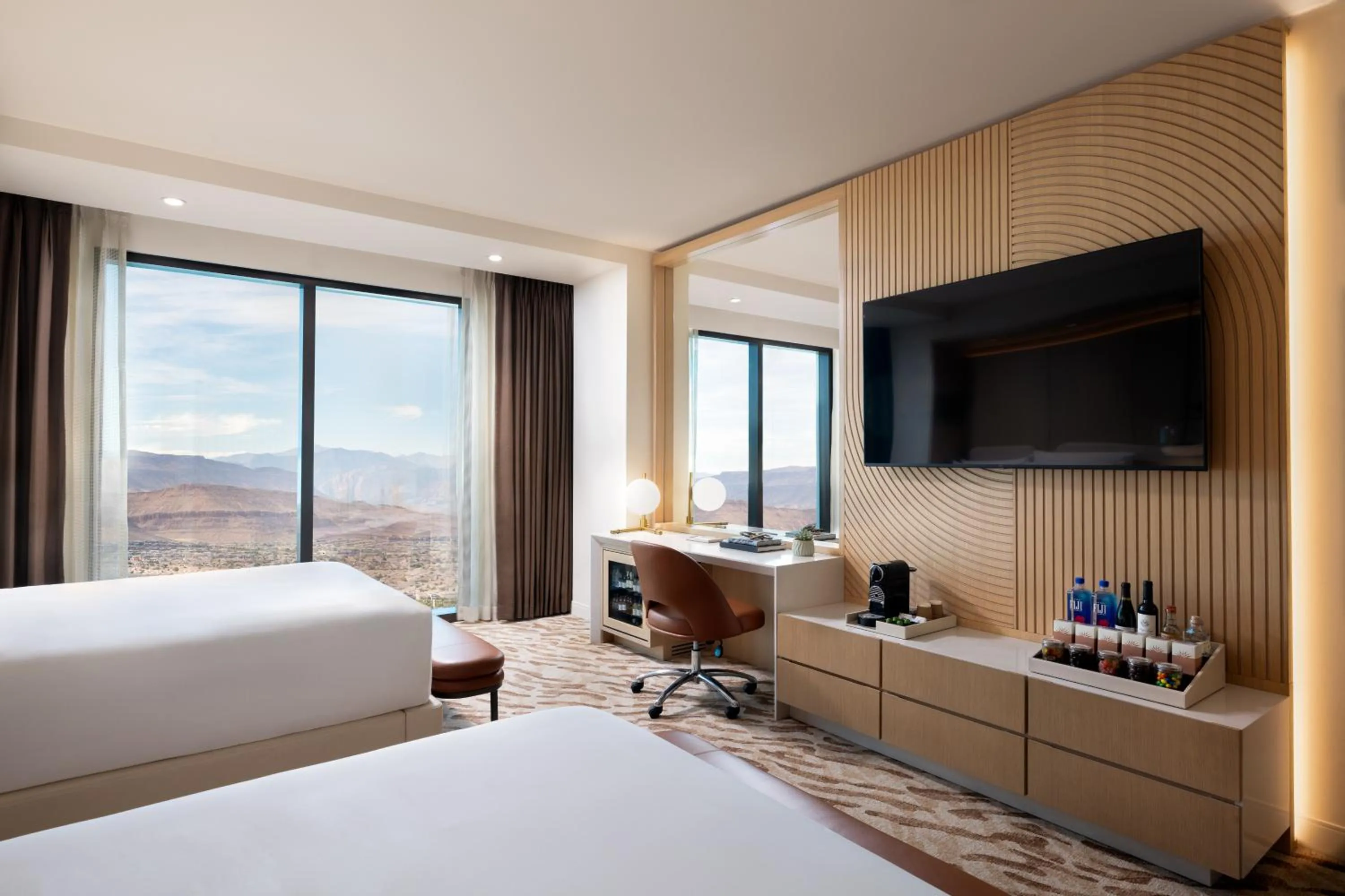 Bedroom, Bed in Durango Casino & Resort