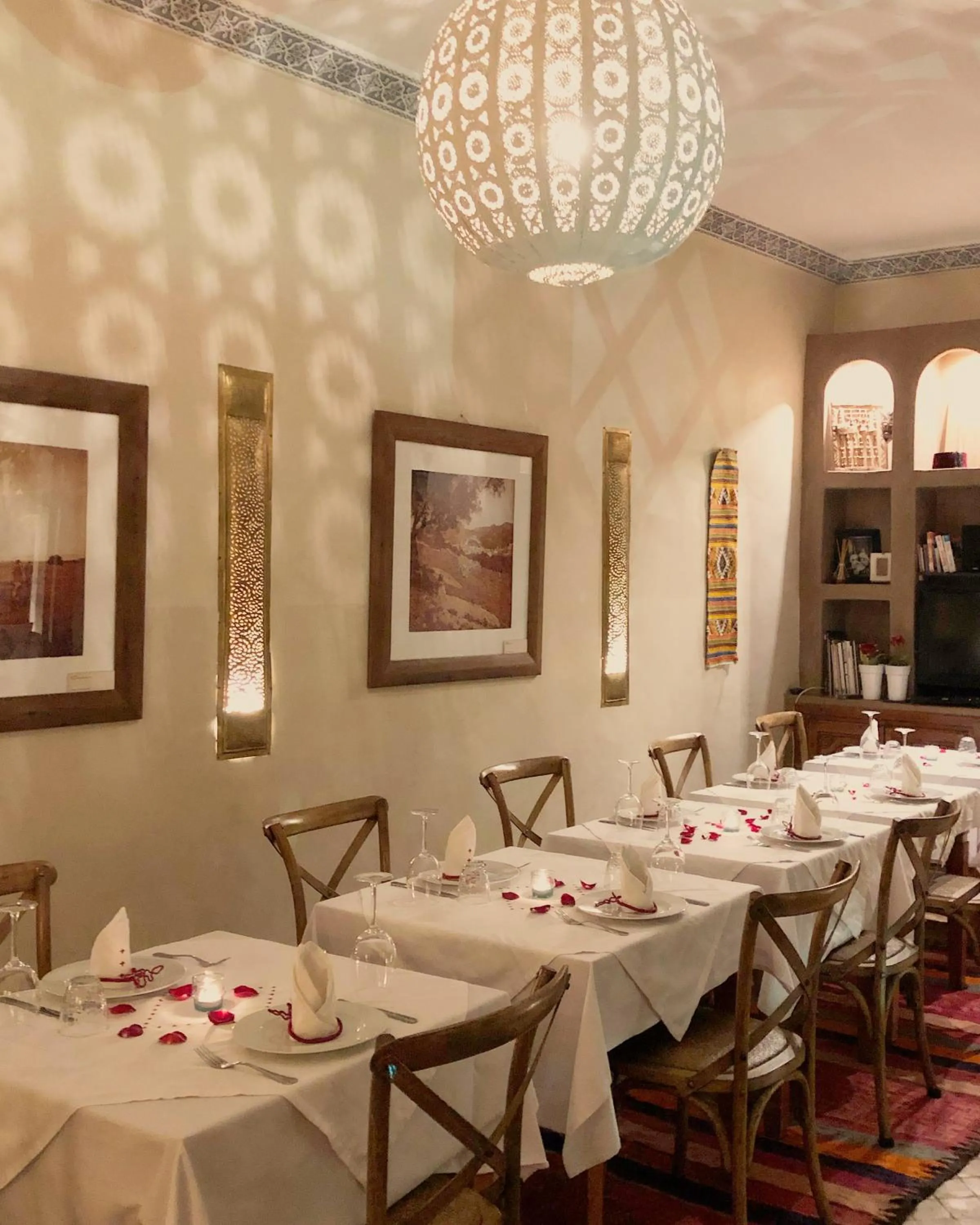 Restaurant/places to eat in Riad Anais Marrakech