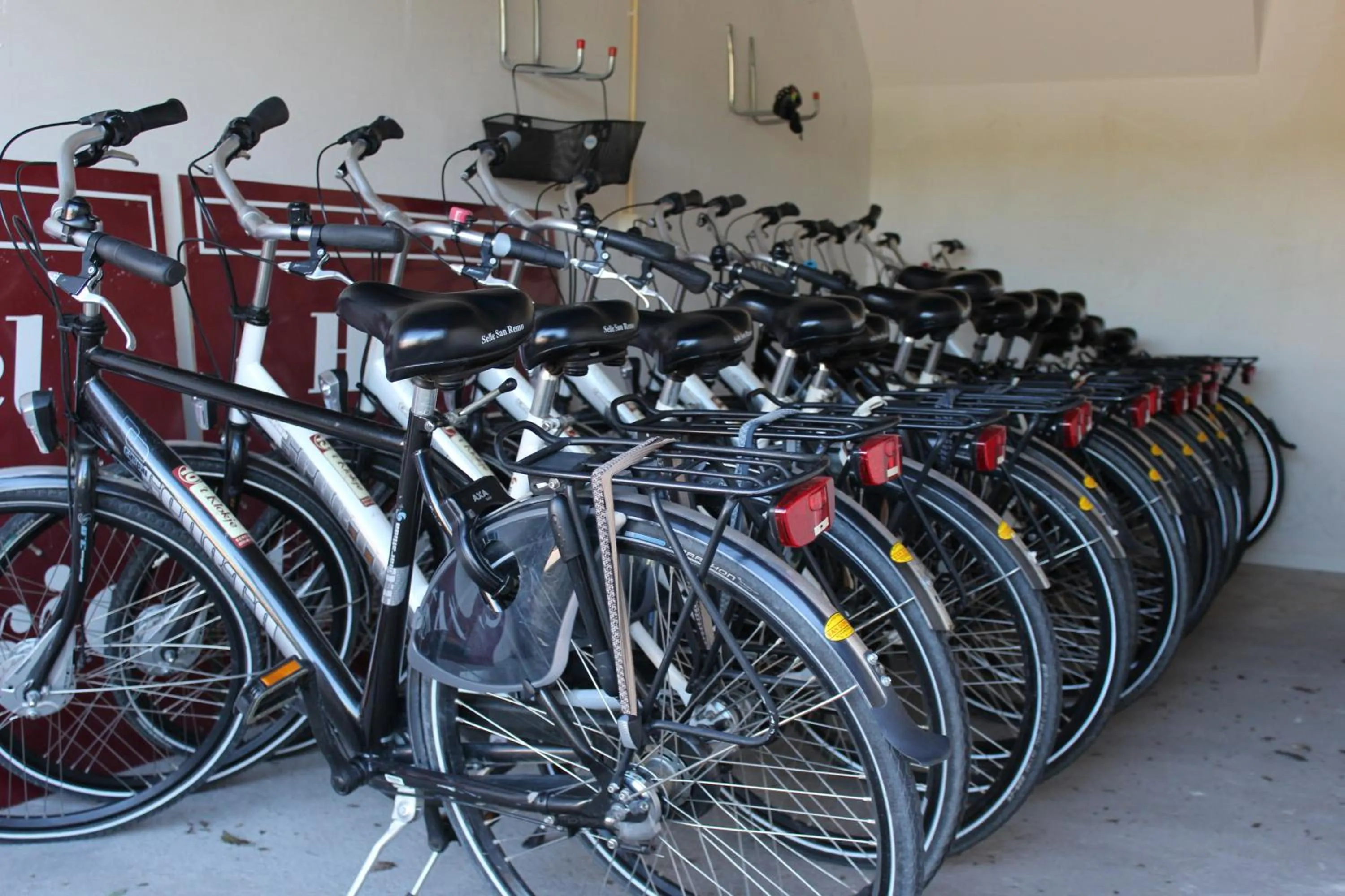 Cycling in Hotel Restaurant 't Klokje