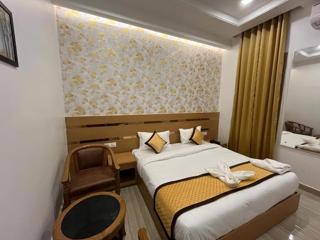 Bed in Hotel Royal Casa