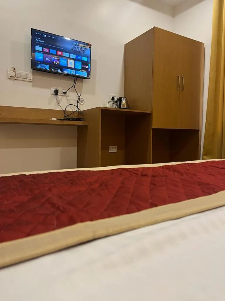 Bed in Hotel Royal Casa