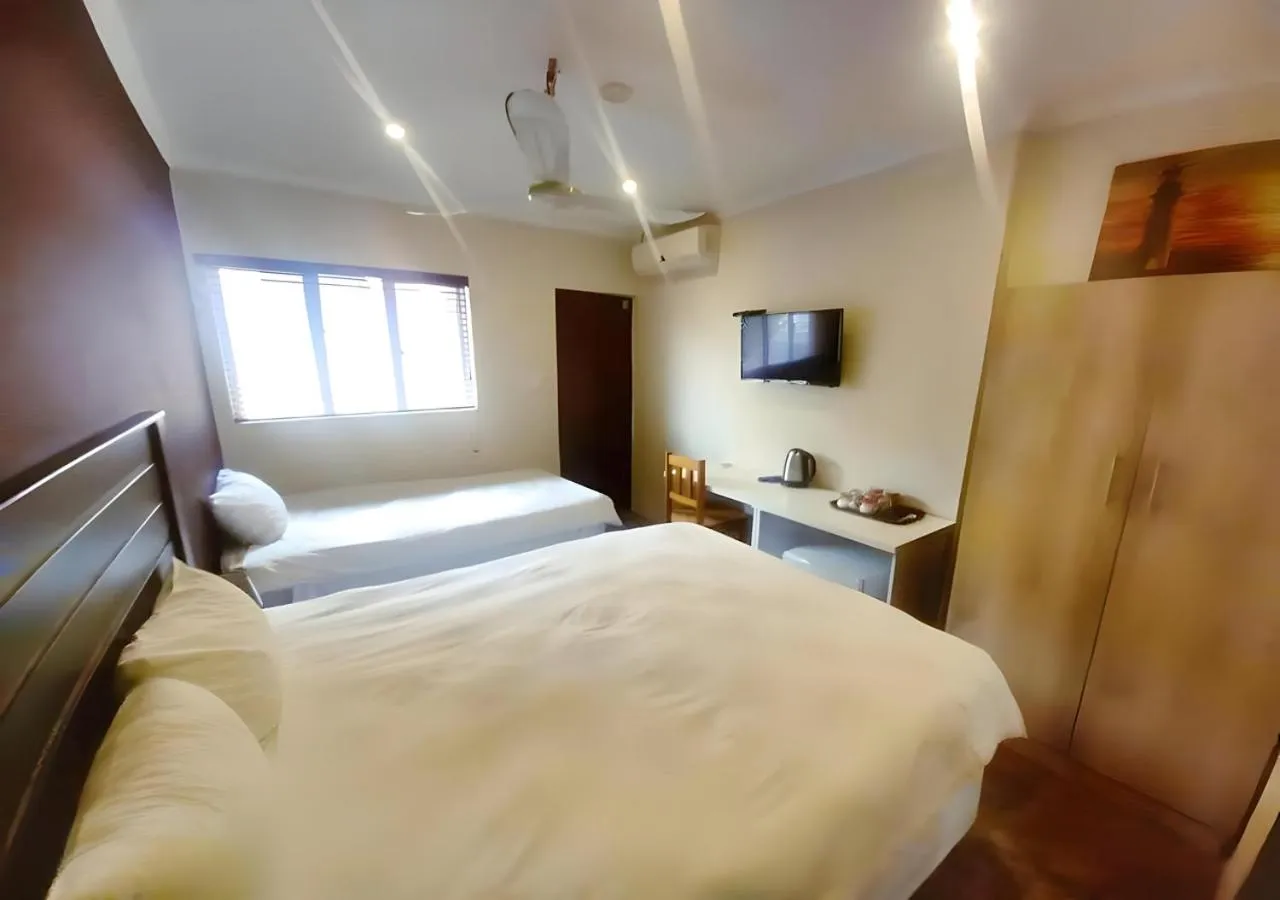 Bed in Kzn Park View Guest House