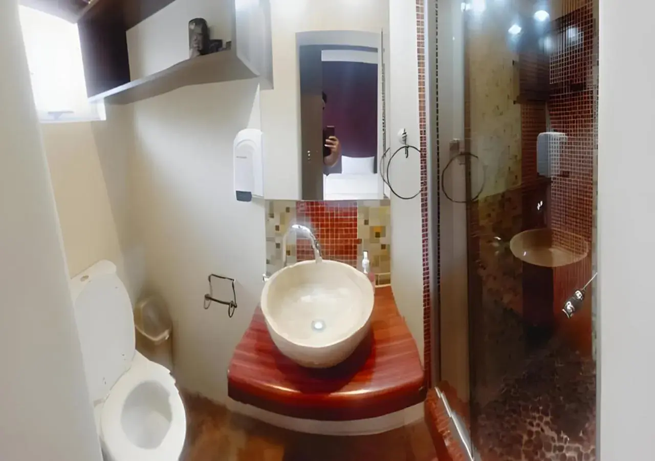 Shower in Kzn Park View Guest House Shower in Kzn Park View Guest House