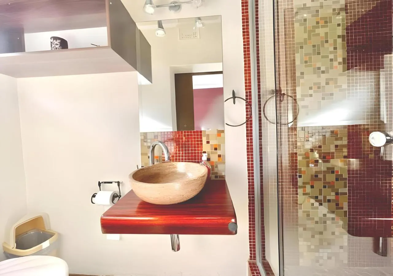 Shower in Kzn Park View Guest House