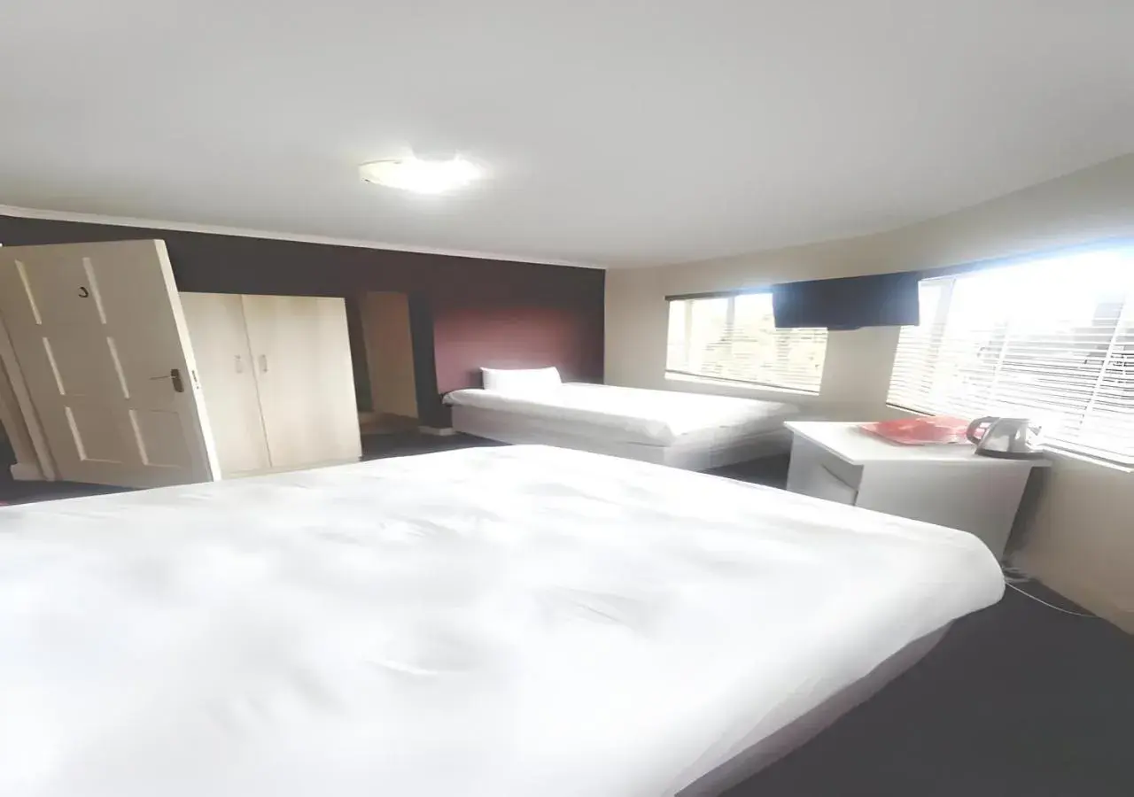 Bed in Kzn Park View Guest House Bed in Kzn Park View Guest House