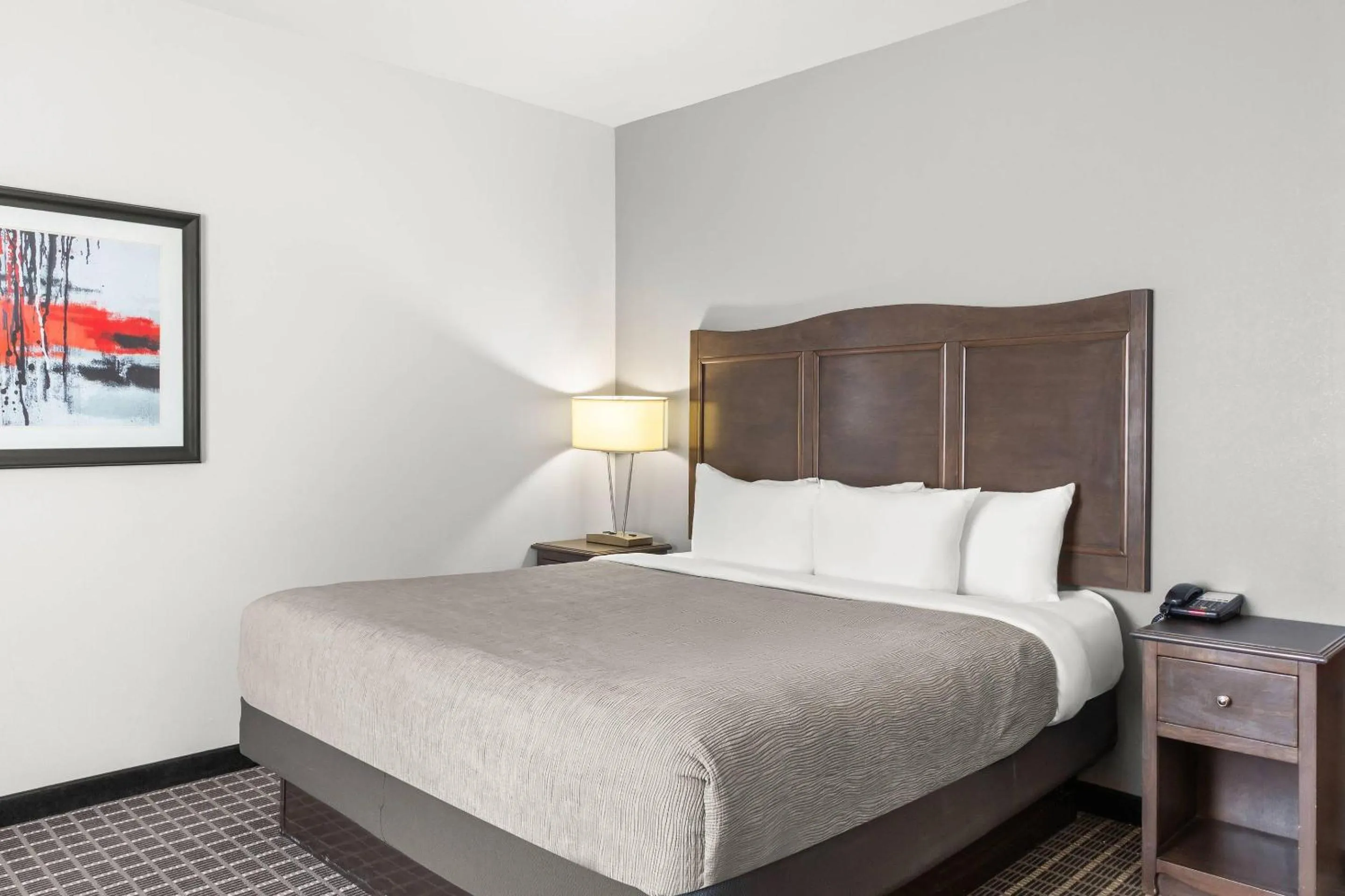 Bedroom, Bed in Quality Inn & Suites Pearsall