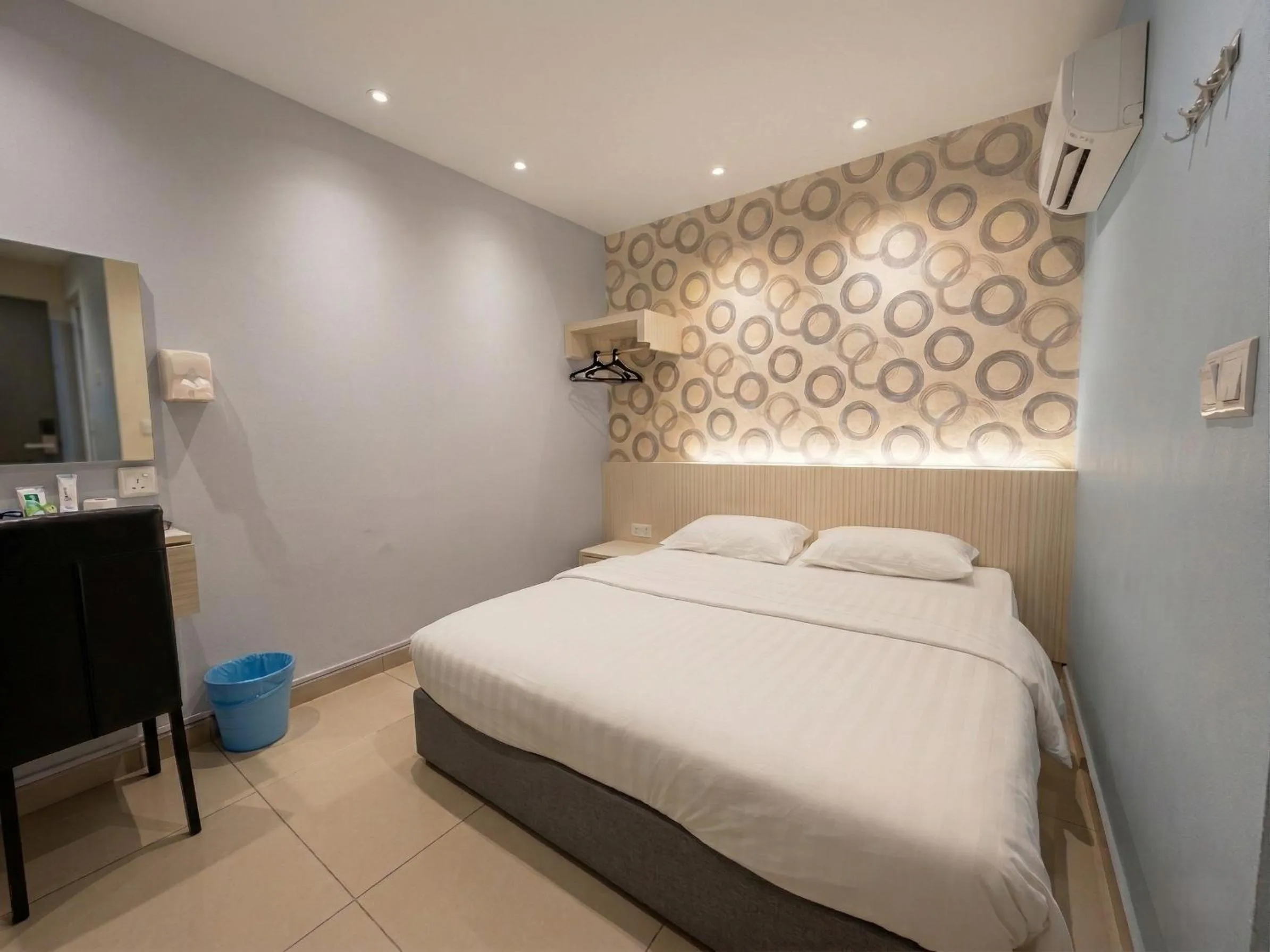 Bed in De UPTOWN Hotel @ SS2