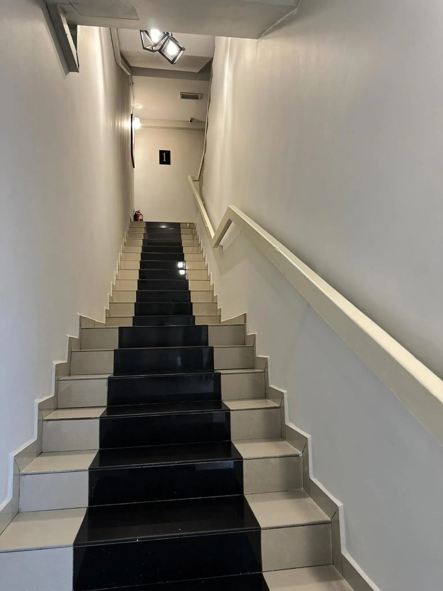 Property building in De UPTOWN Hotel @ SS2