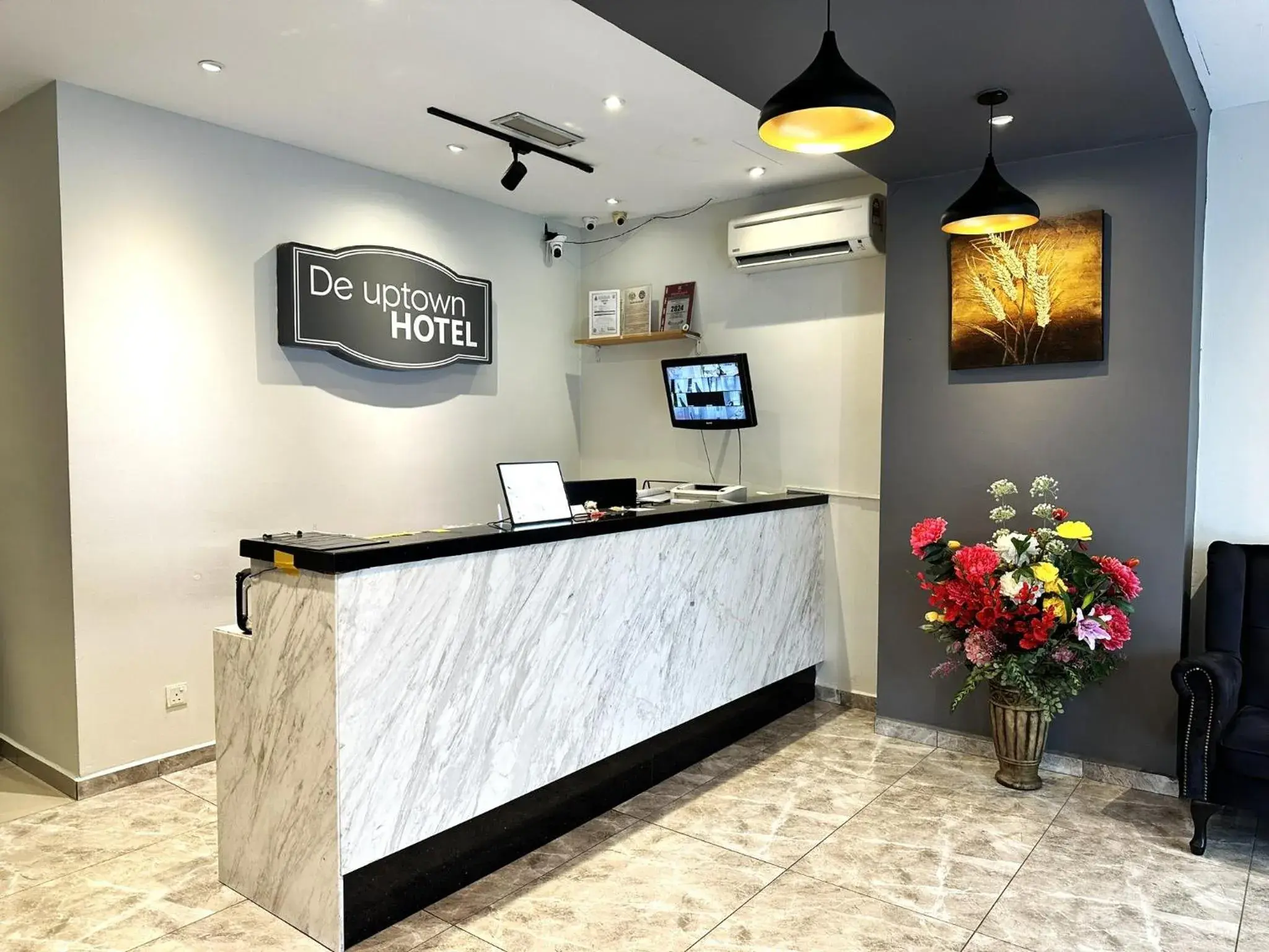 Lobby or reception in De UPTOWN Hotel @ SS2 Lobby or reception in De UPTOWN Hotel @ SS2