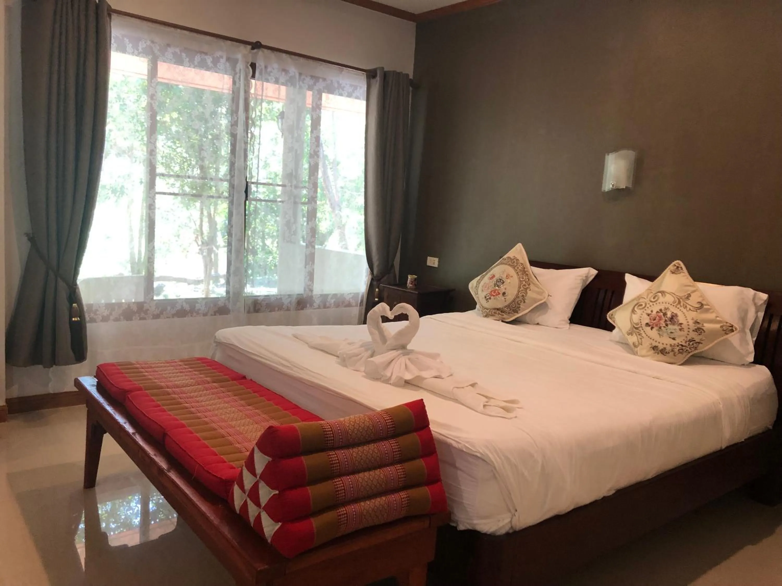 Bedroom, Bed in Lanta Wanida Resort