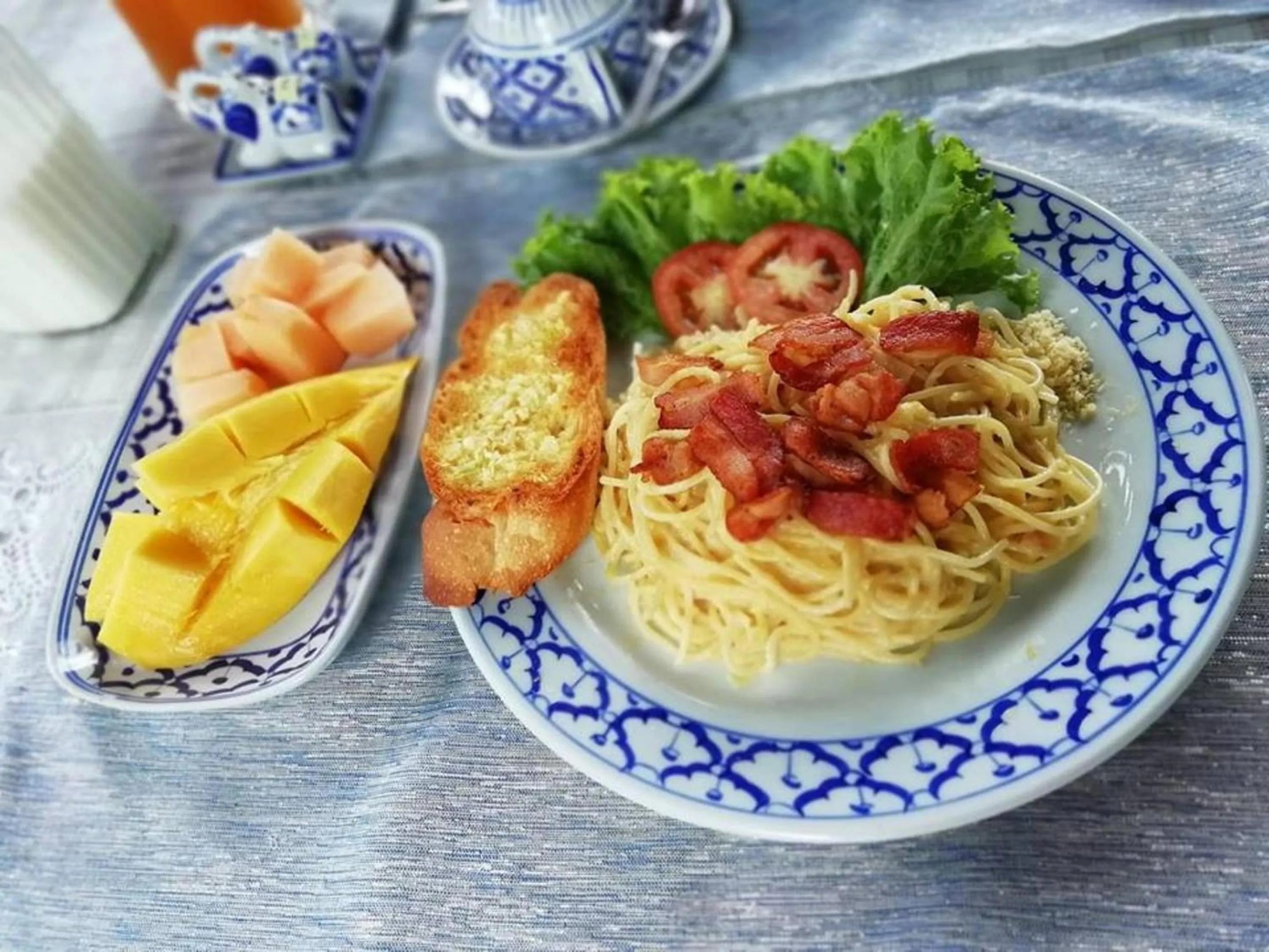 Food in Lanta Wanida Resort