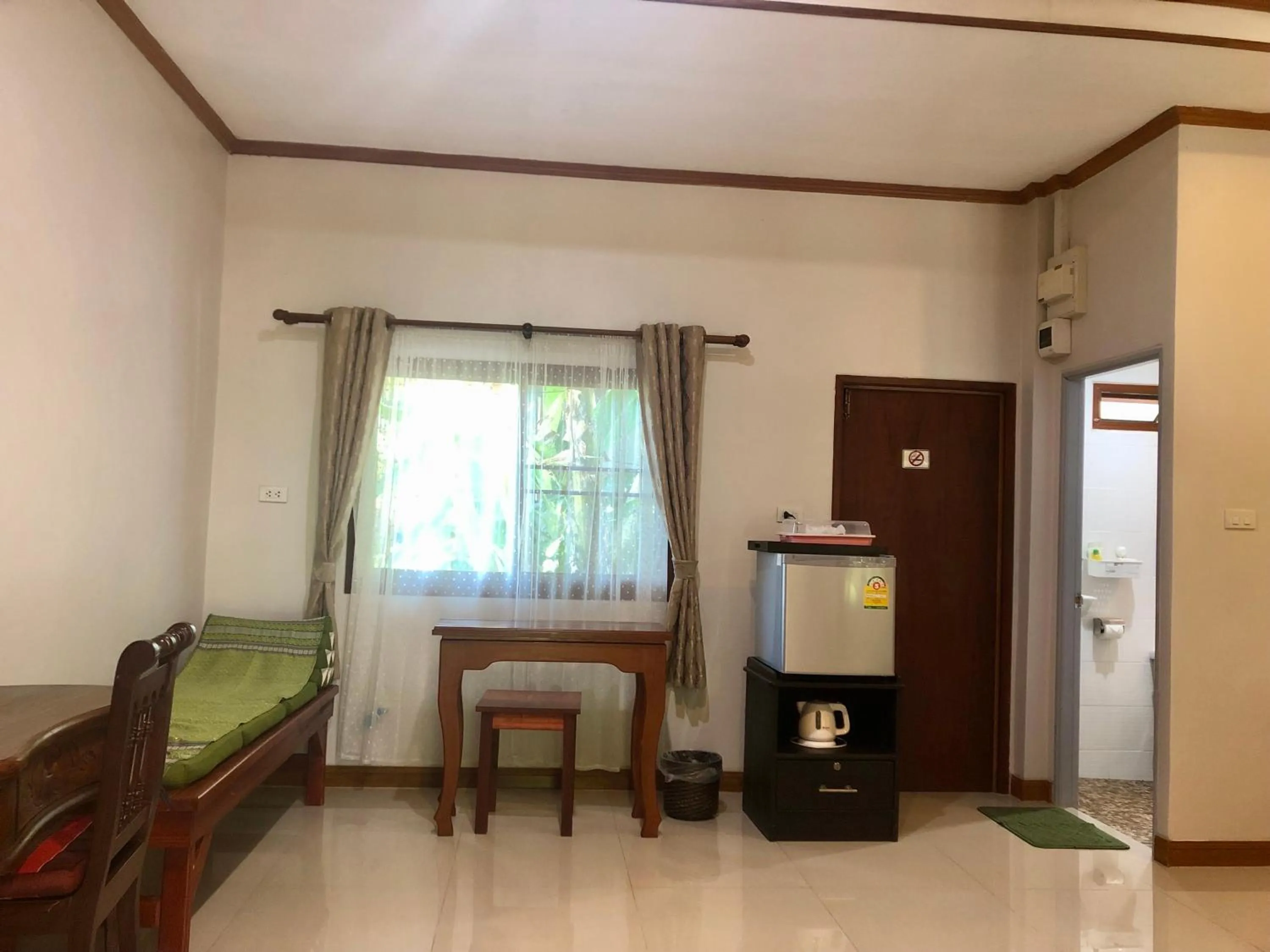 Photo of the whole room in Lanta Wanida Resort