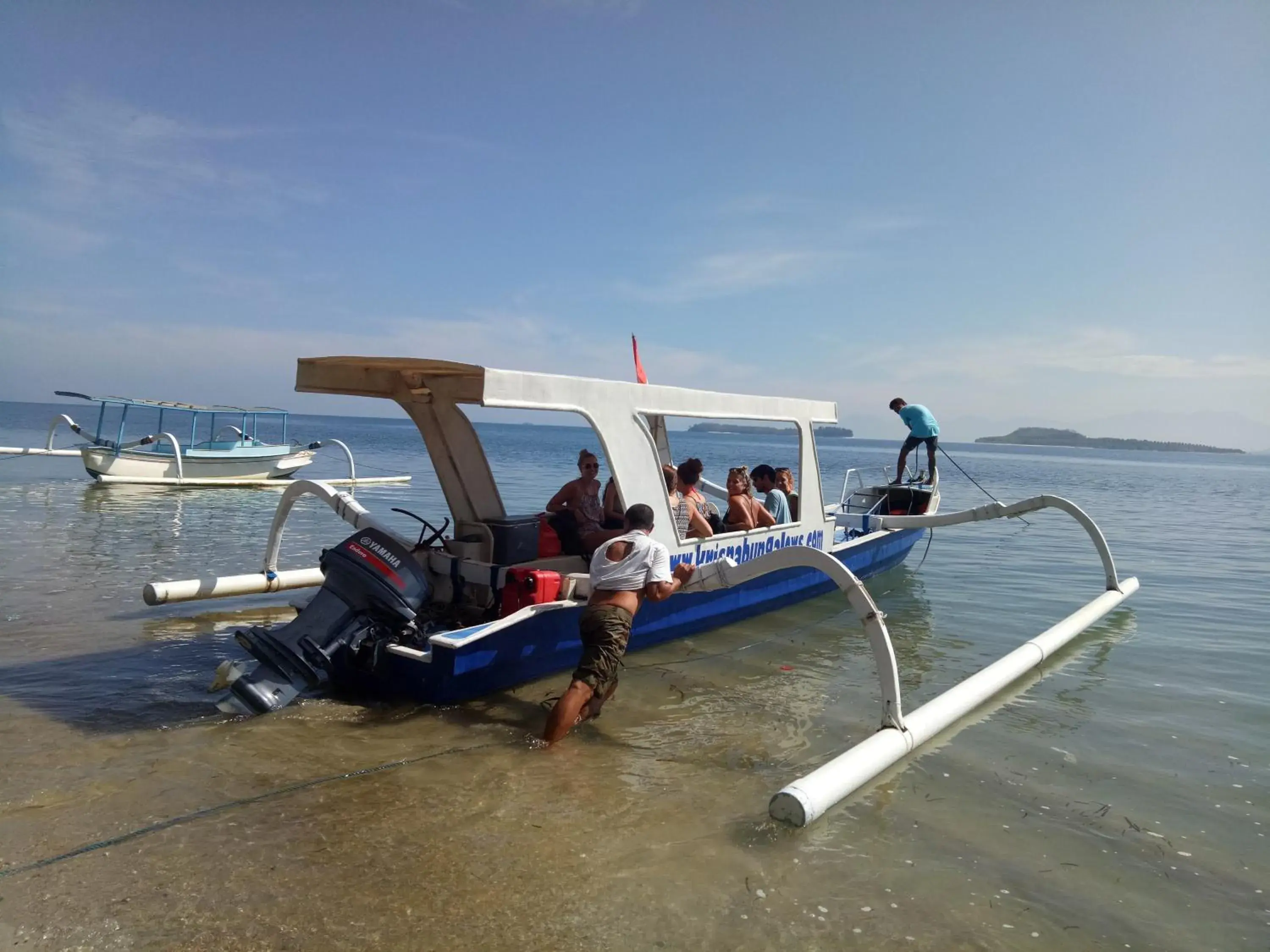 Snorkeling in Krisna Bungalows and Restaurant Snorkeling in Krisna Bungalows and Restaurant