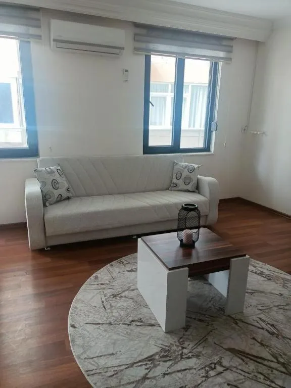 Old Town Grand Apart Hotel