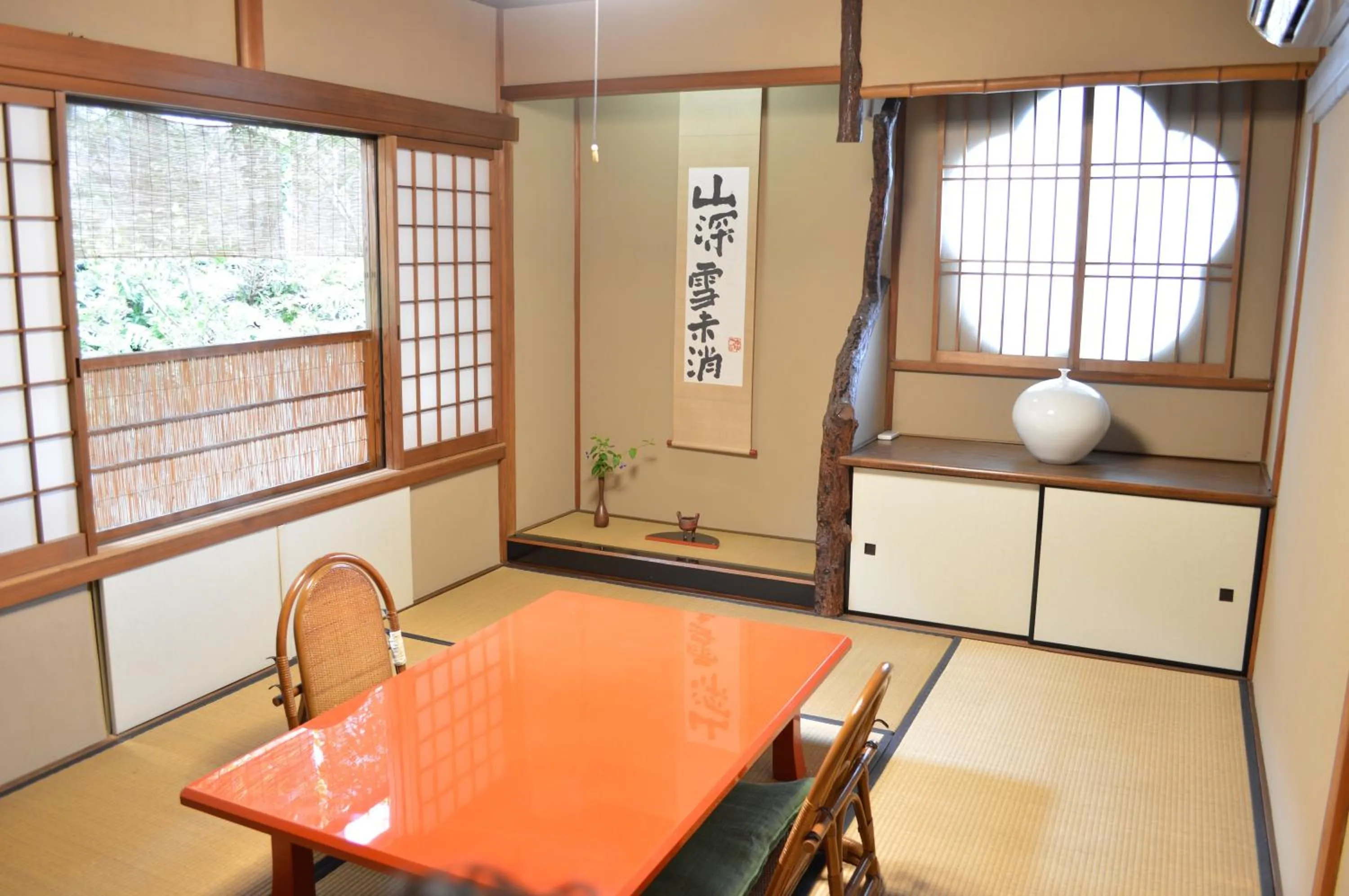 Photo of the whole room in Yadoya Manjiro