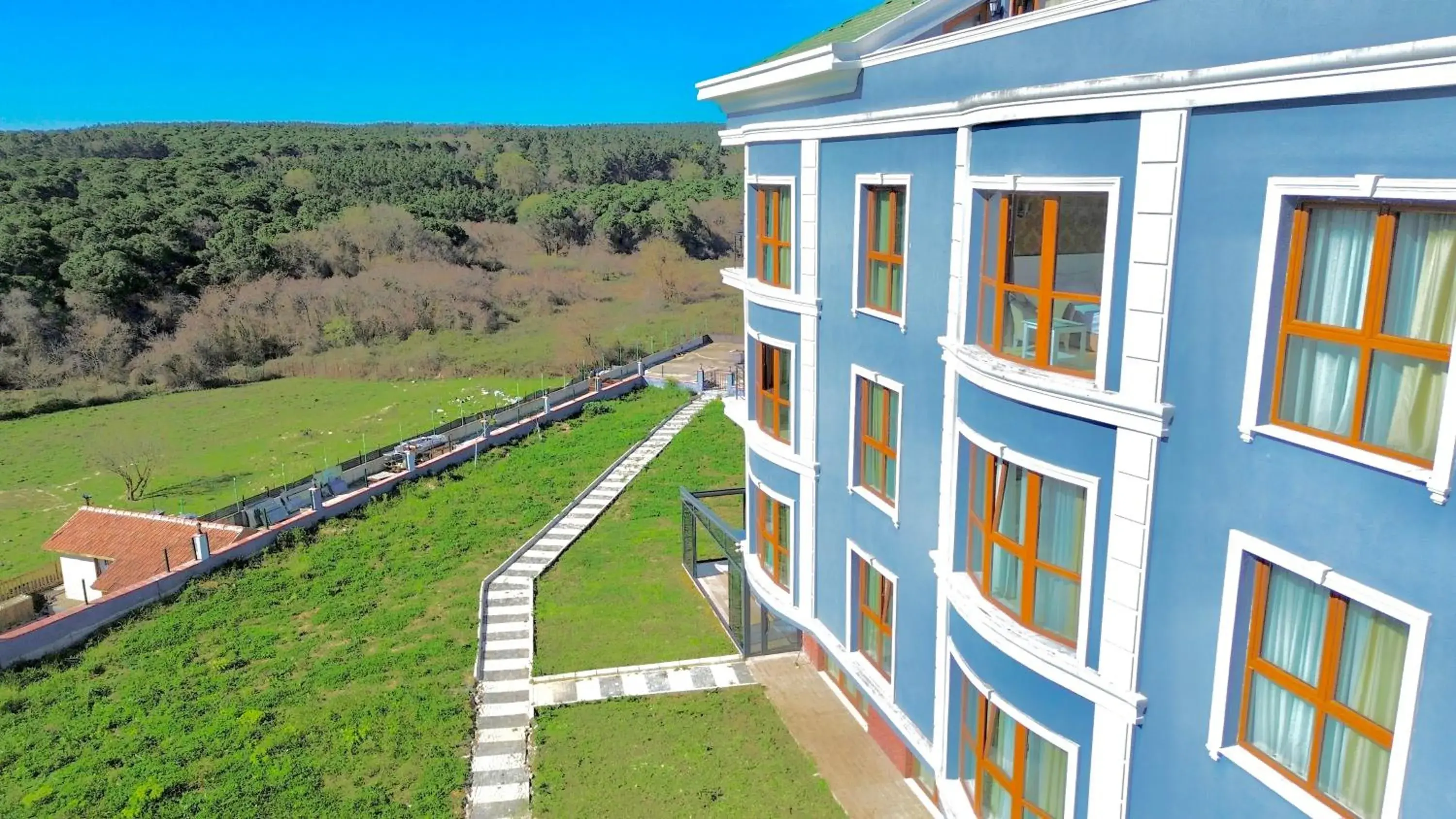 Property building in Green Roof Boutique Hotel & SPA Istanbul Airport Property building in Green Roof Boutique Hotel & SPA Istanbul Airport