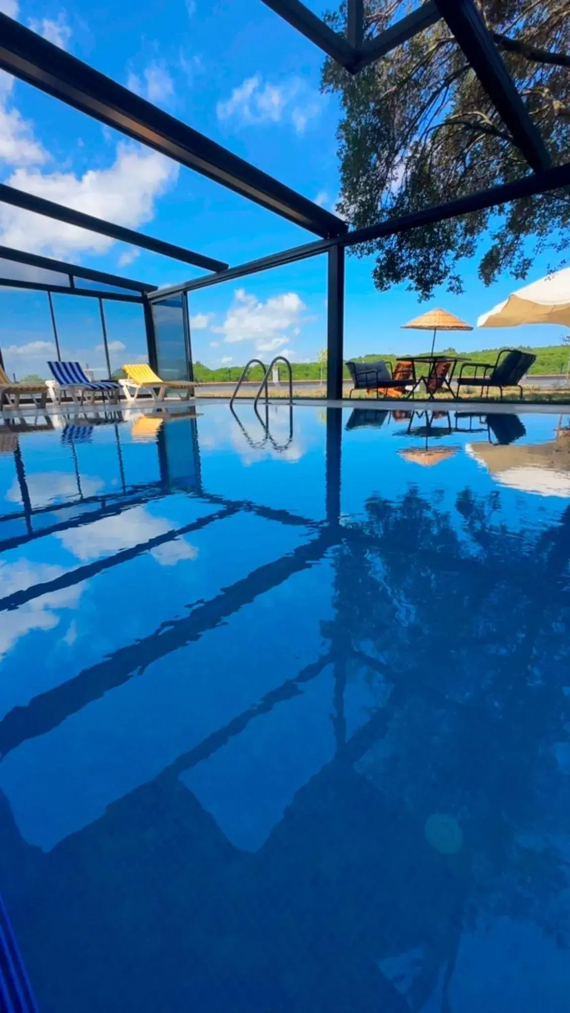 Swimming pool in Green Roof Boutique Hotel & SPA Istanbul Airport Swimming pool in Green Roof Boutique Hotel & SPA Istanbul Airport