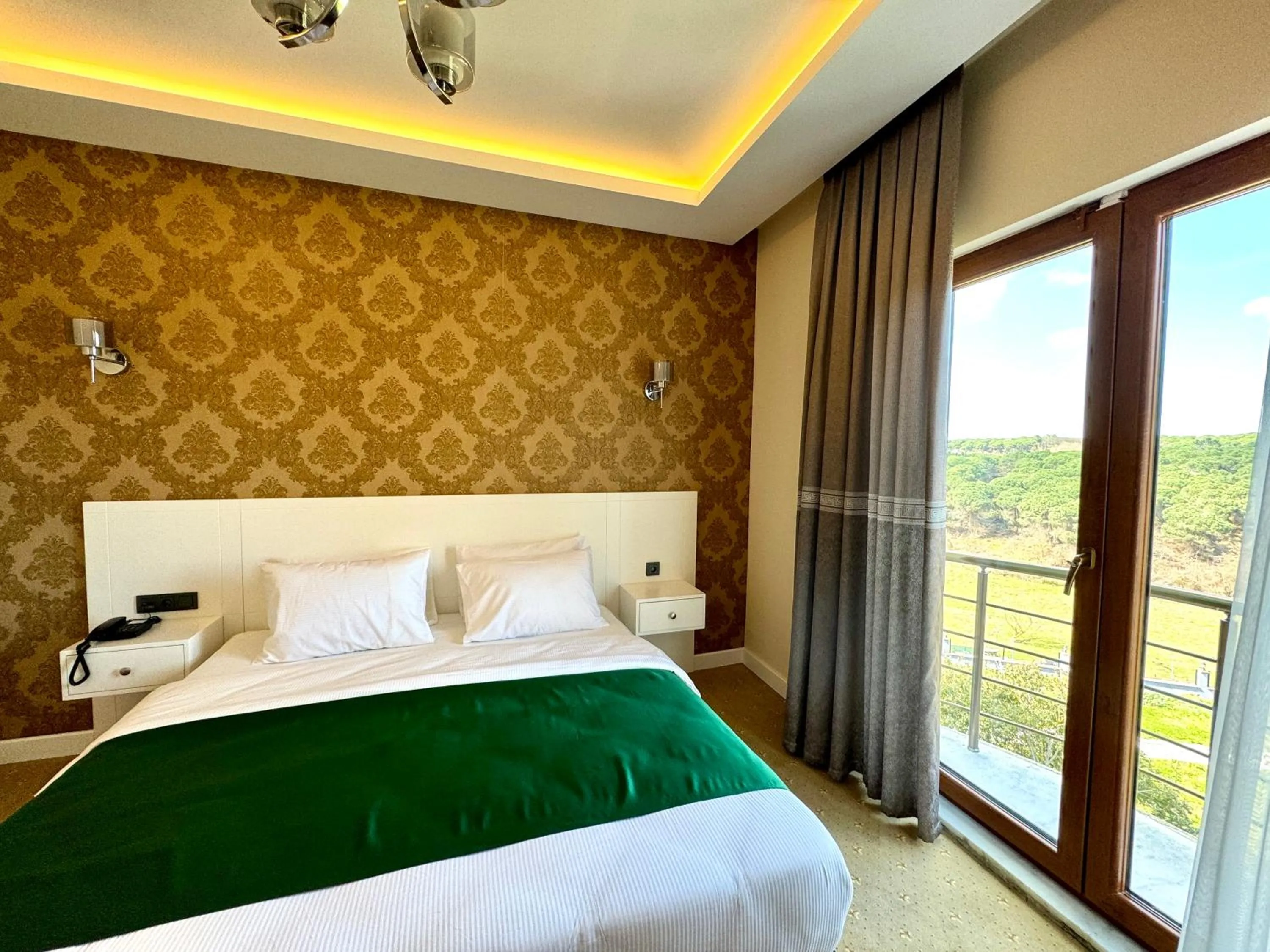 Bed in Green Roof Boutique Hotel & SPA Istanbul Airport