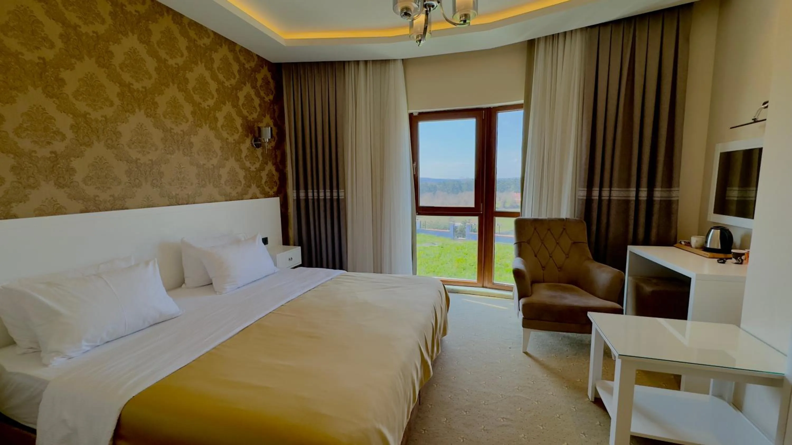 Bed in Green Roof Boutique Hotel & SPA Istanbul Airport