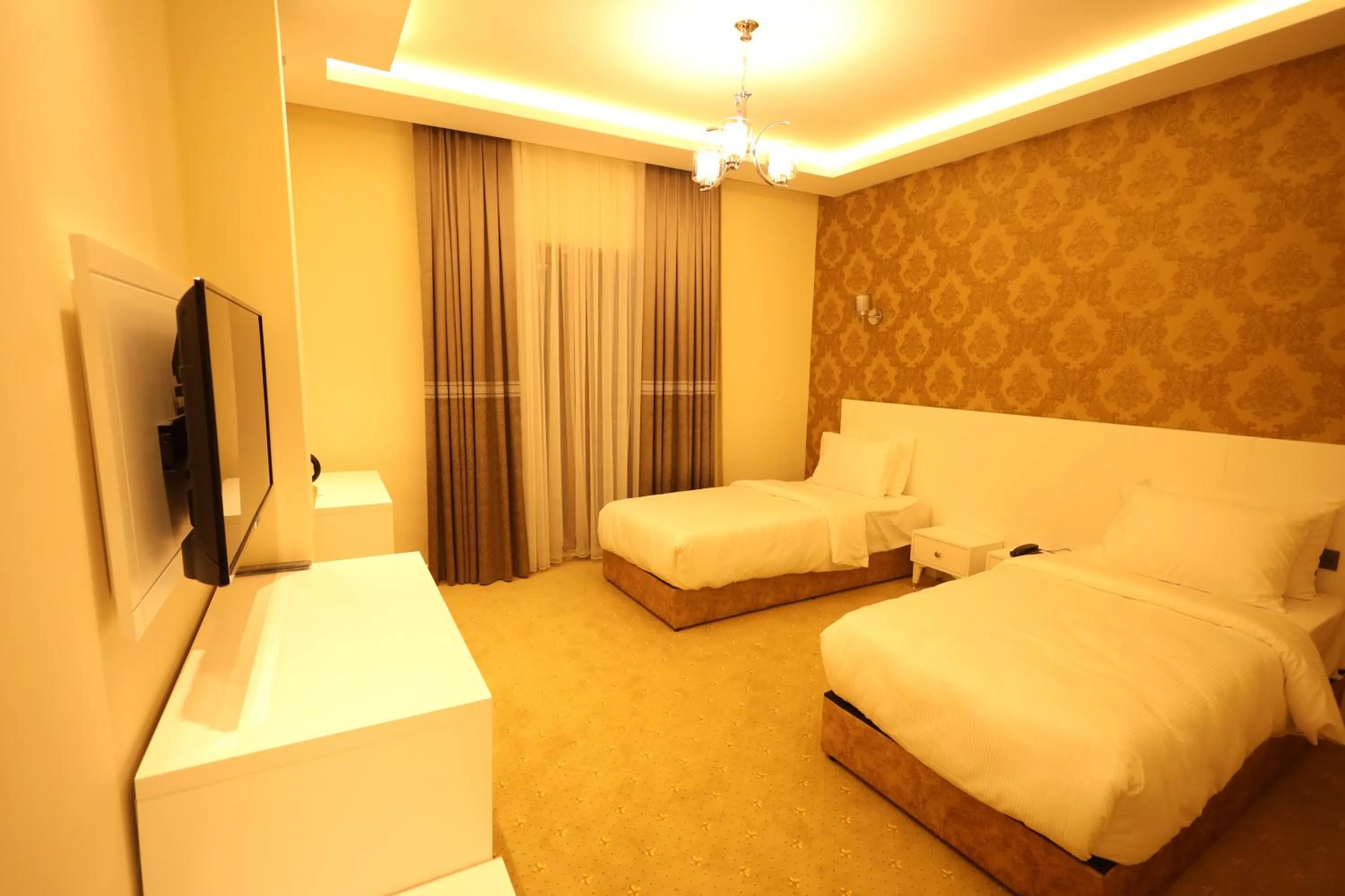 Photo of the whole room, Bed in Green Roof Boutique Hotel & SPA Istanbul Airport