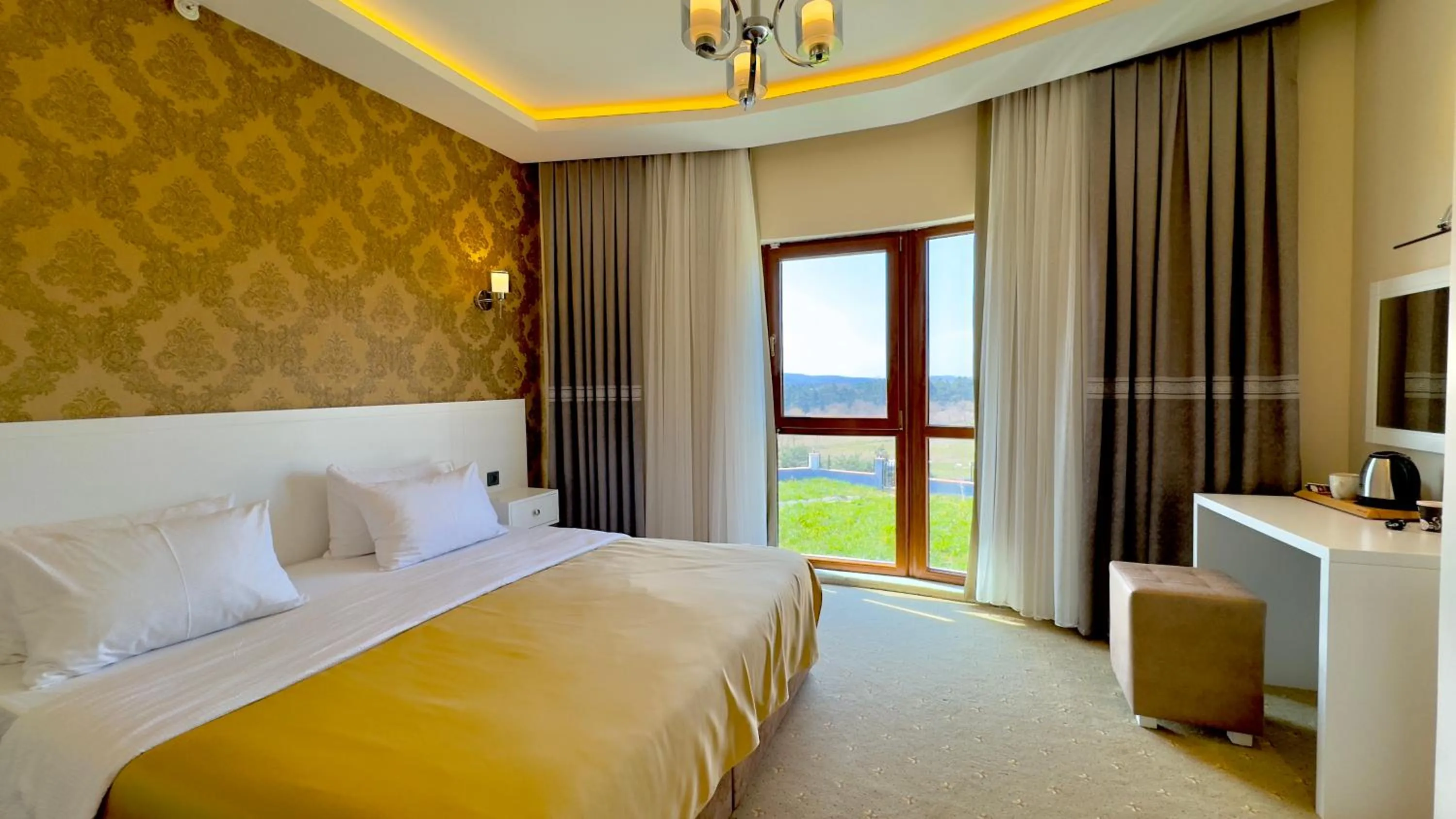 Bed in Green Roof Boutique Hotel & SPA Istanbul Airport