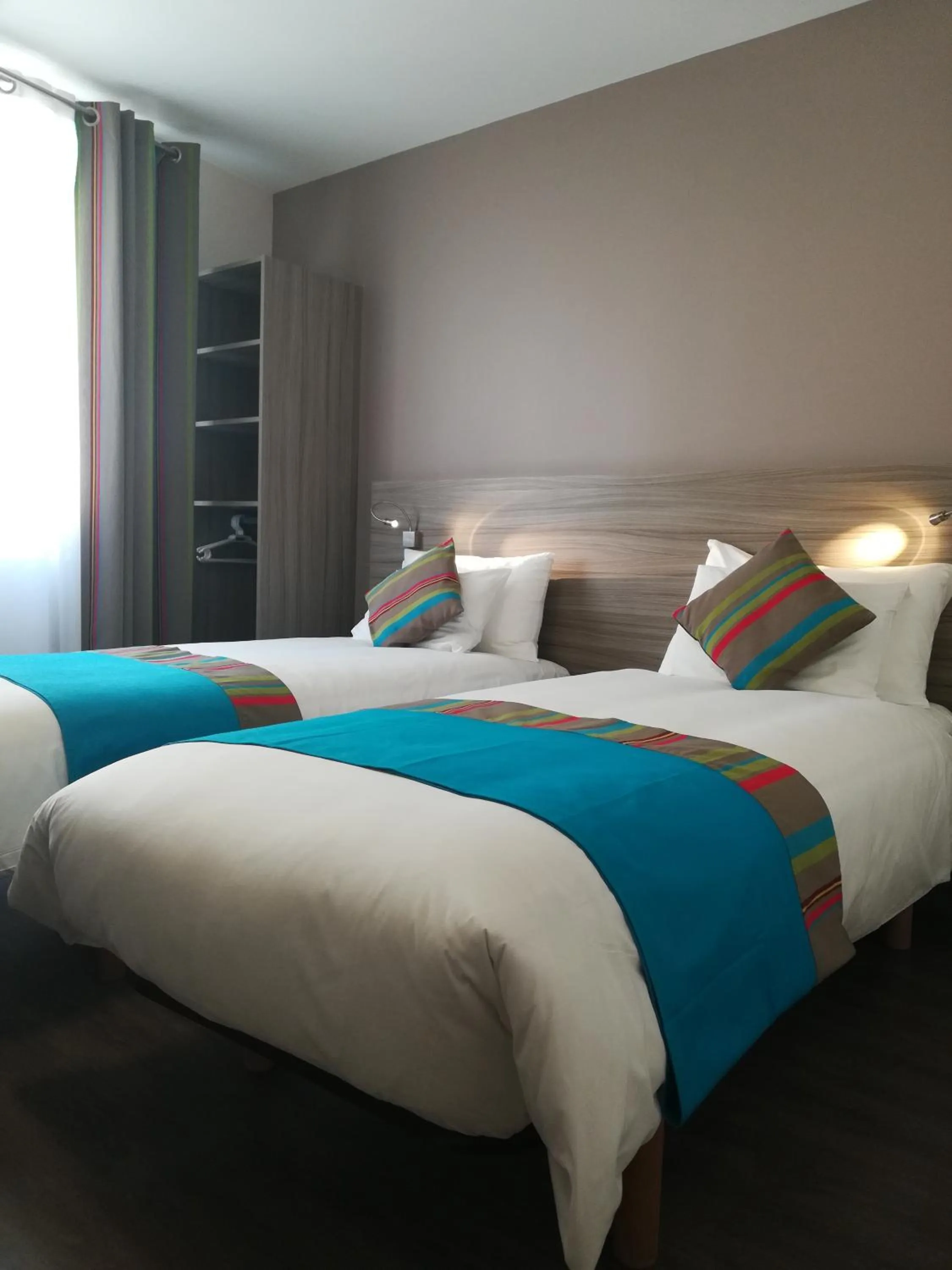Bed in Hotel Le Majestic Canet plage