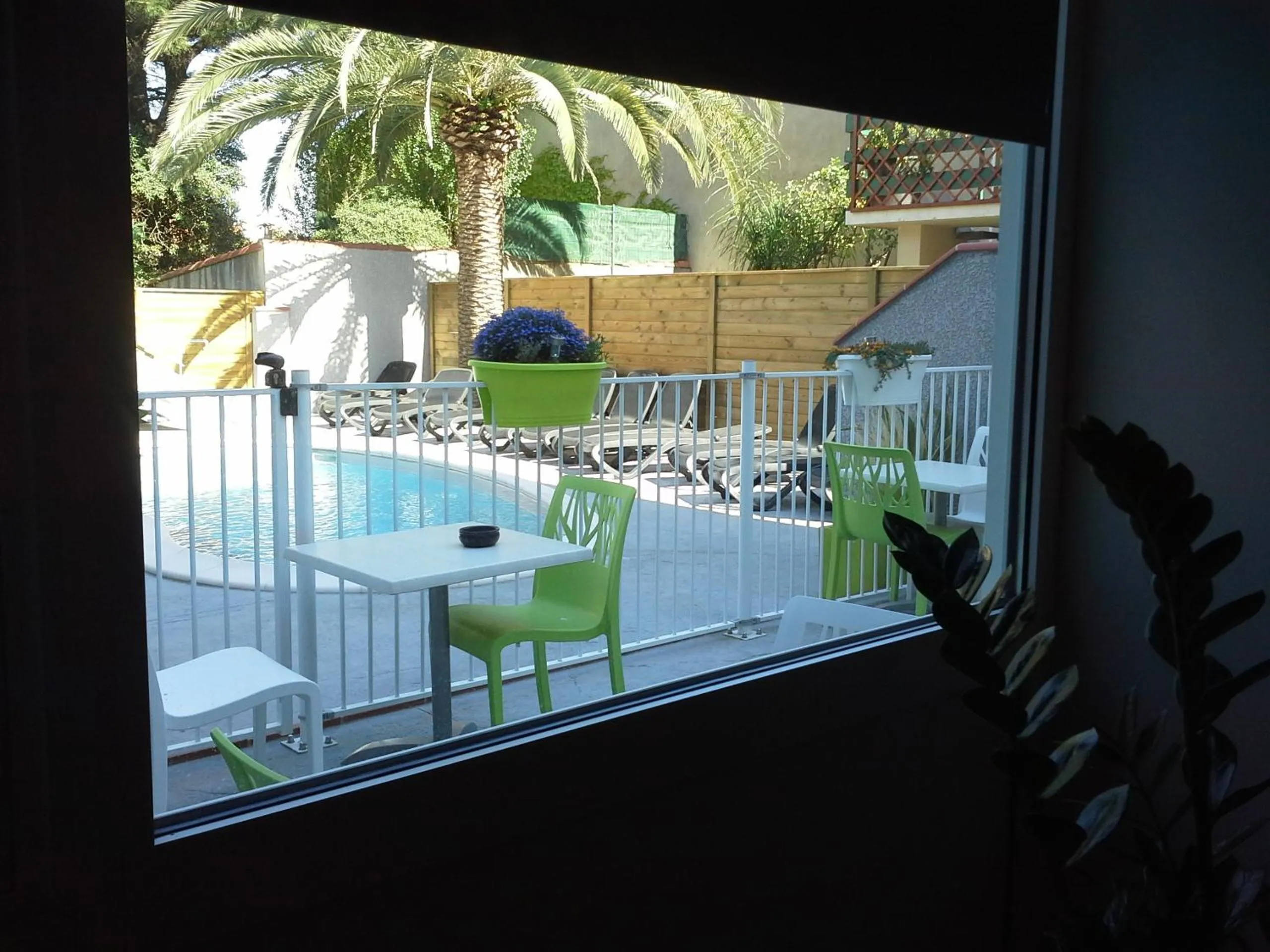 Swimming pool in Hotel Le Majestic Canet plage