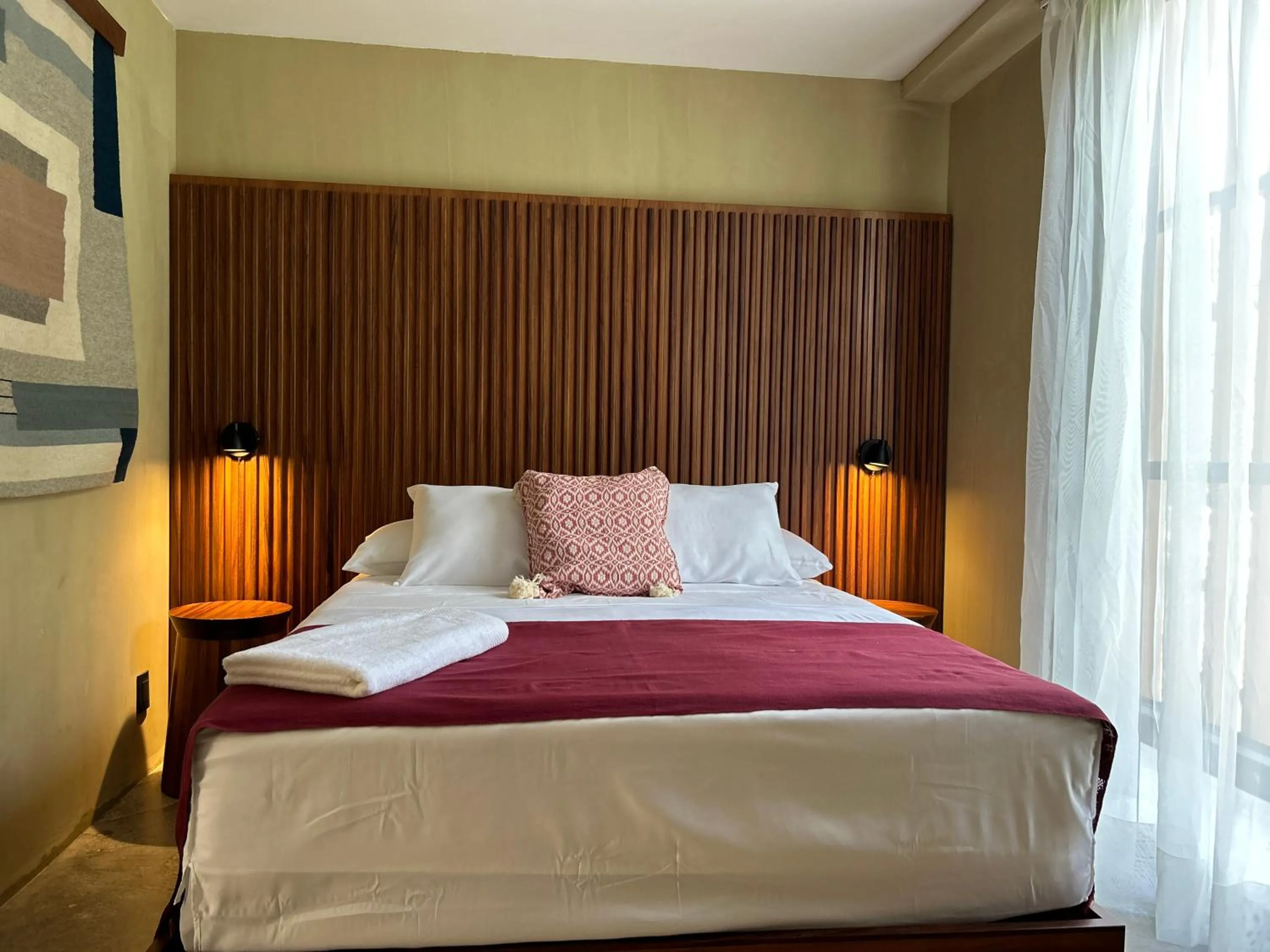 Bed in Maramara Centro