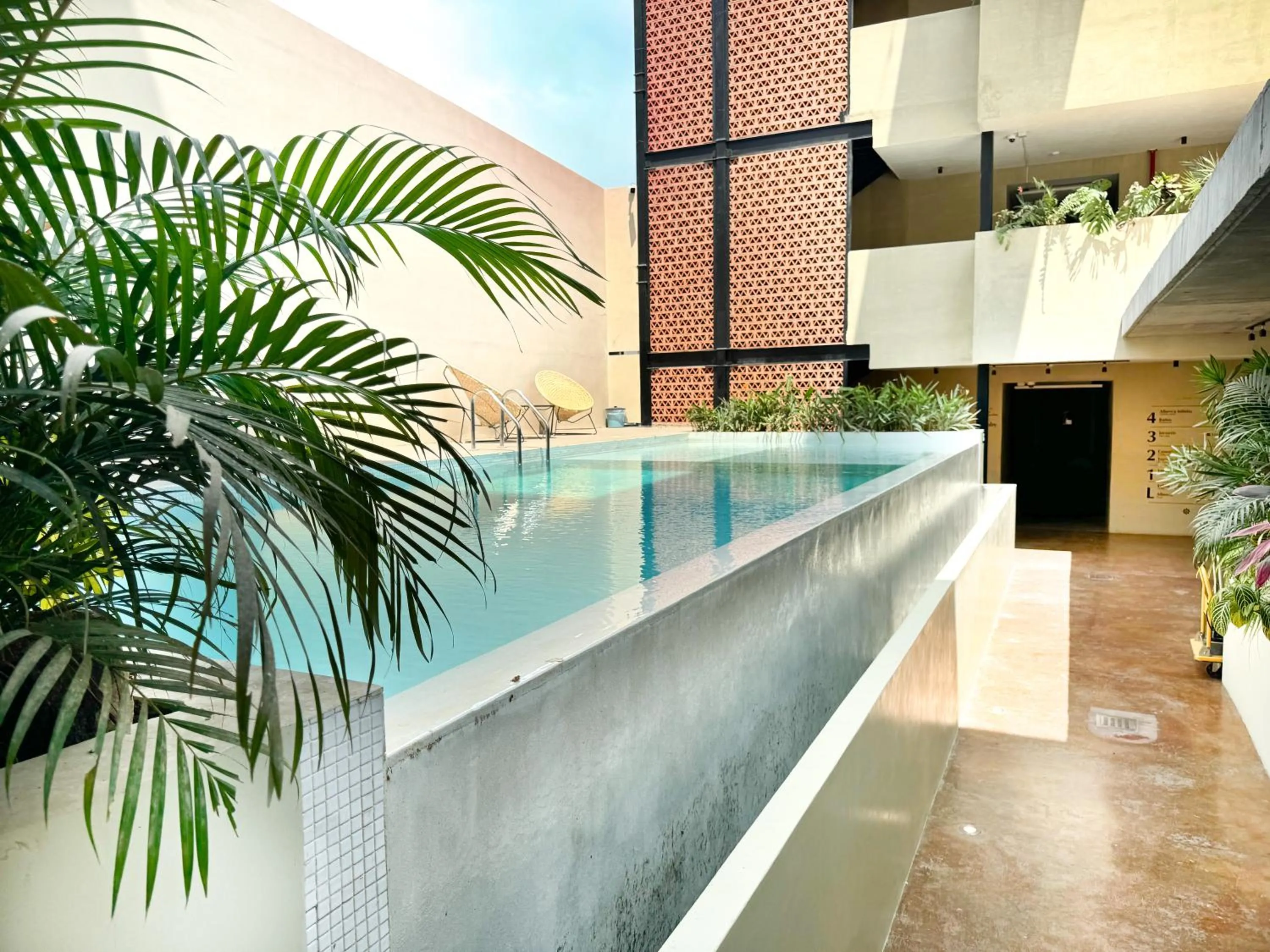 Property building in Maramara Centro