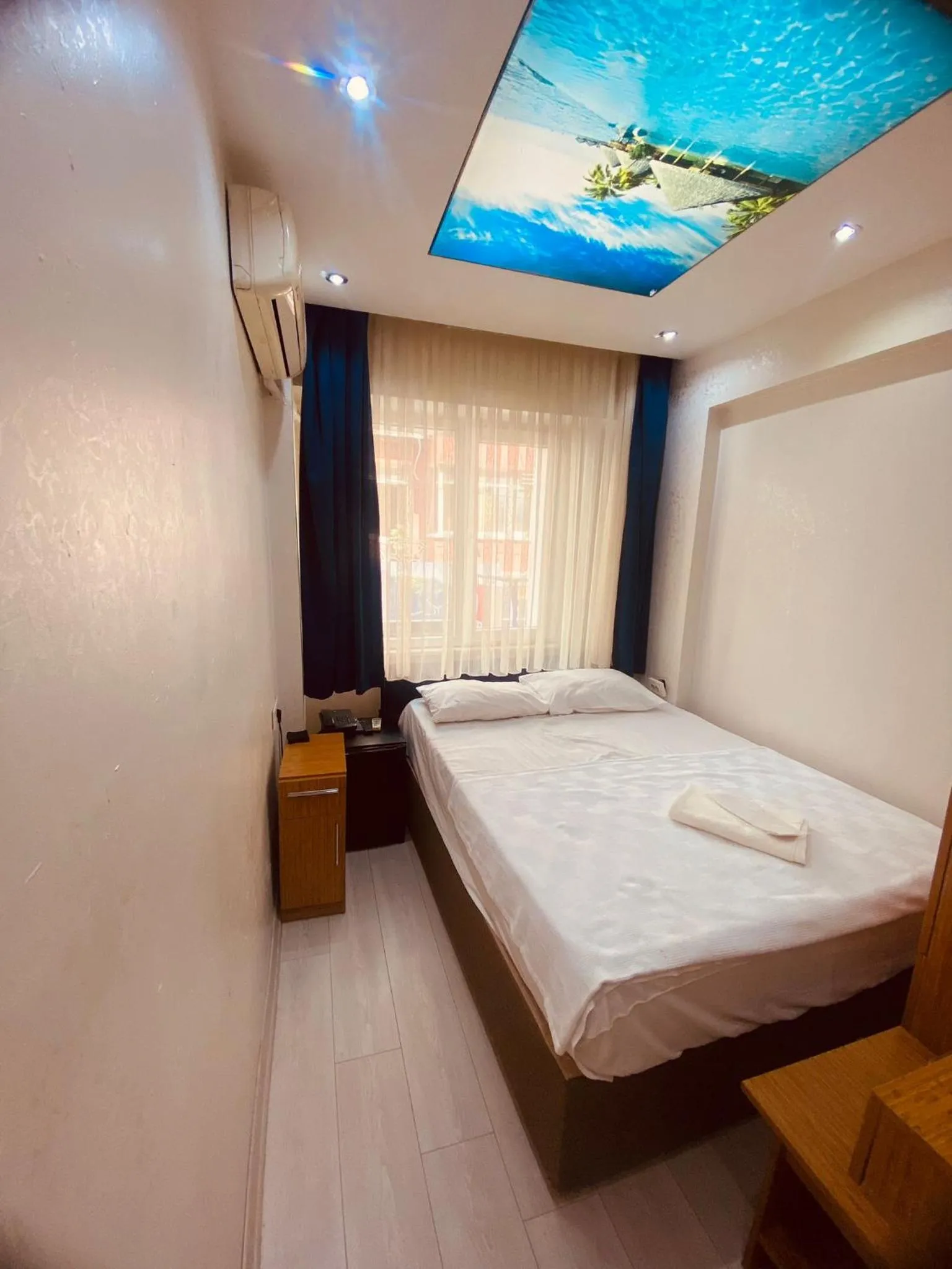 Photo of the whole room in Hotel Diva