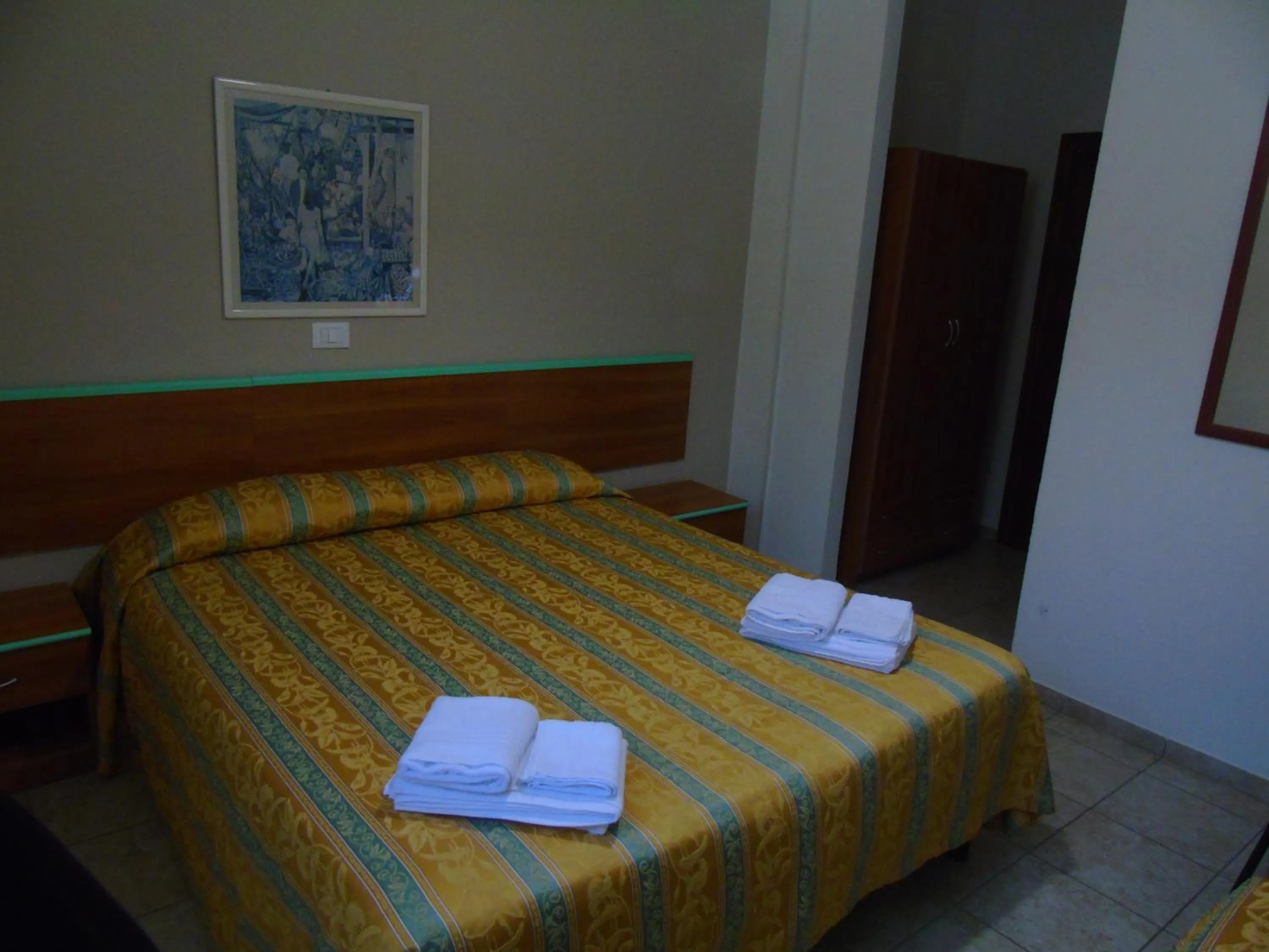 Bed in Hotel Zeus Lido di Classe Room Only